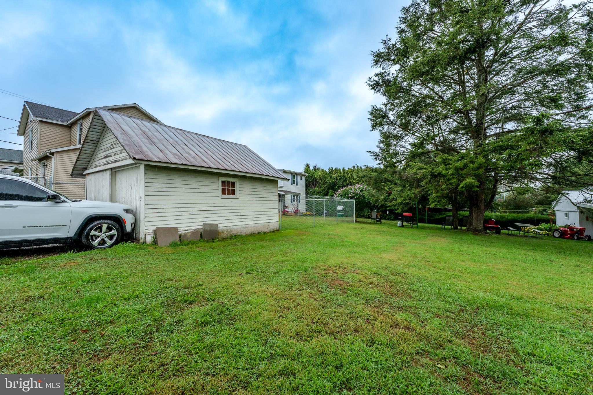 RINGTOWN - Residential