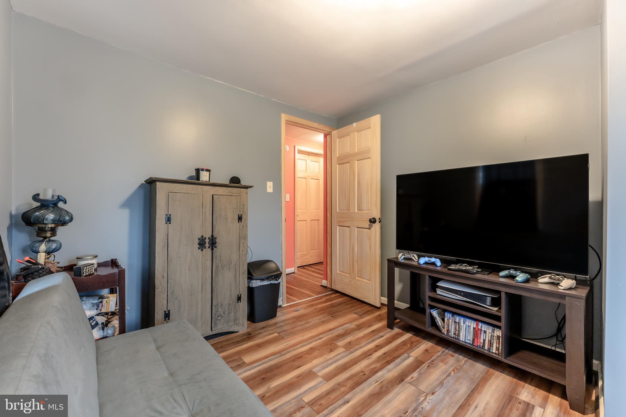 RINGTOWN - Residential