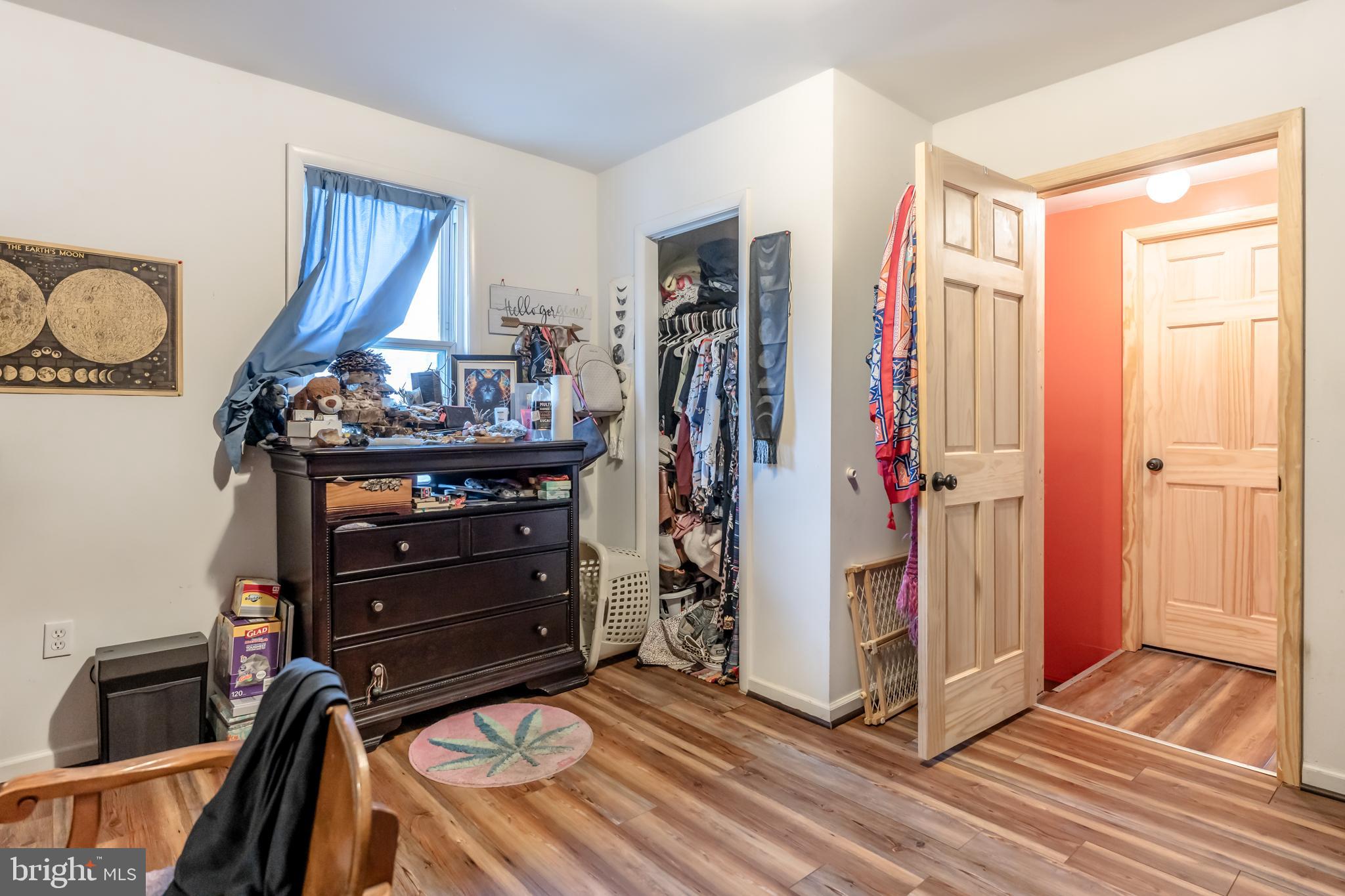 RINGTOWN - Residential