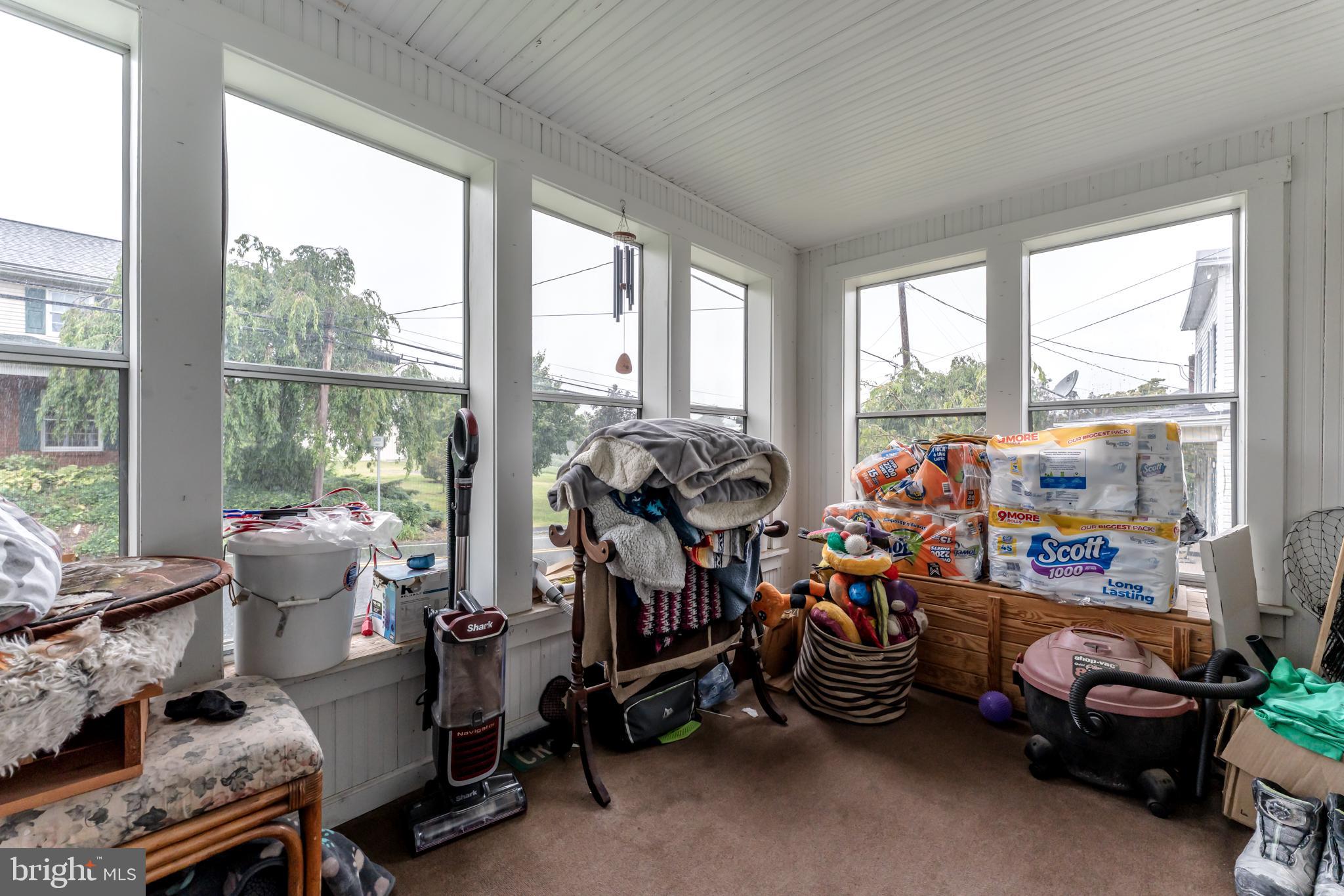 RINGTOWN - Residential