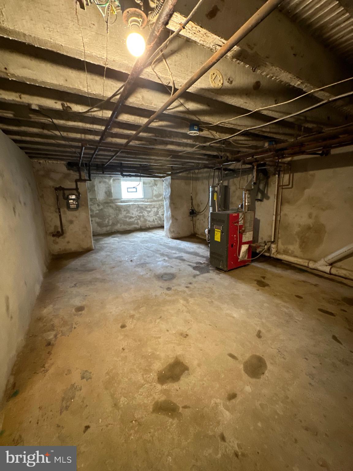 ELMWOOD PARK - Residential Lease