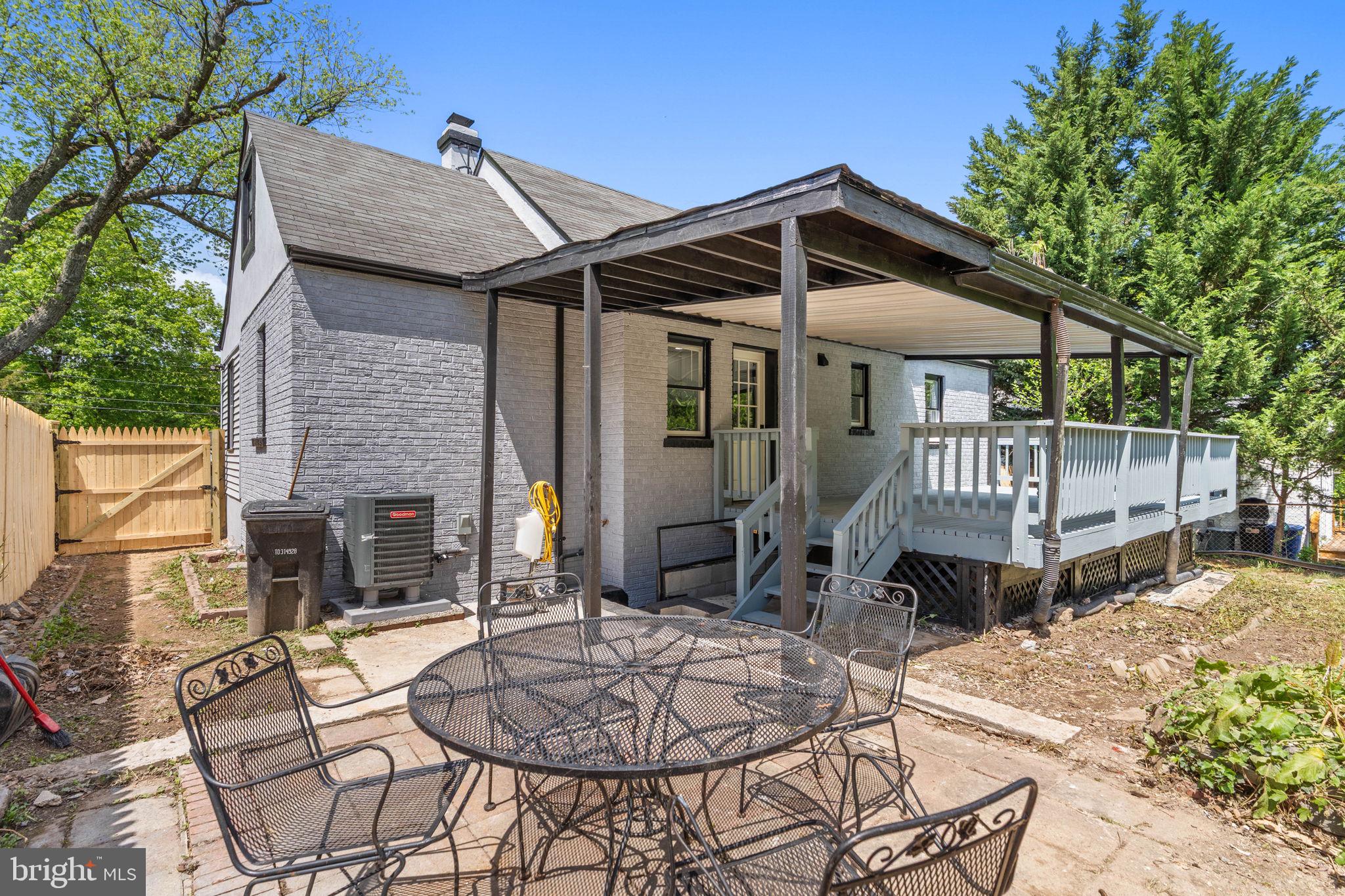 TAKOMA PARK - Residential