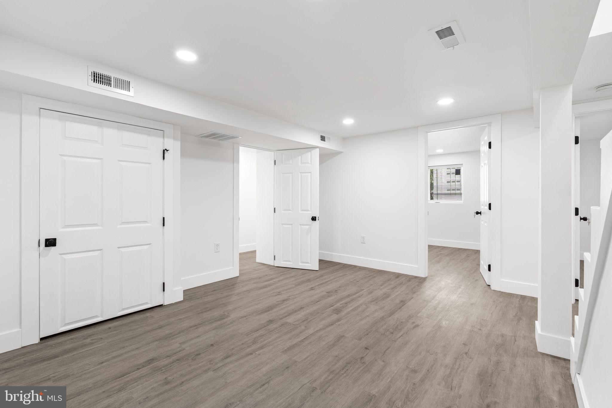 TAKOMA PARK - Residential