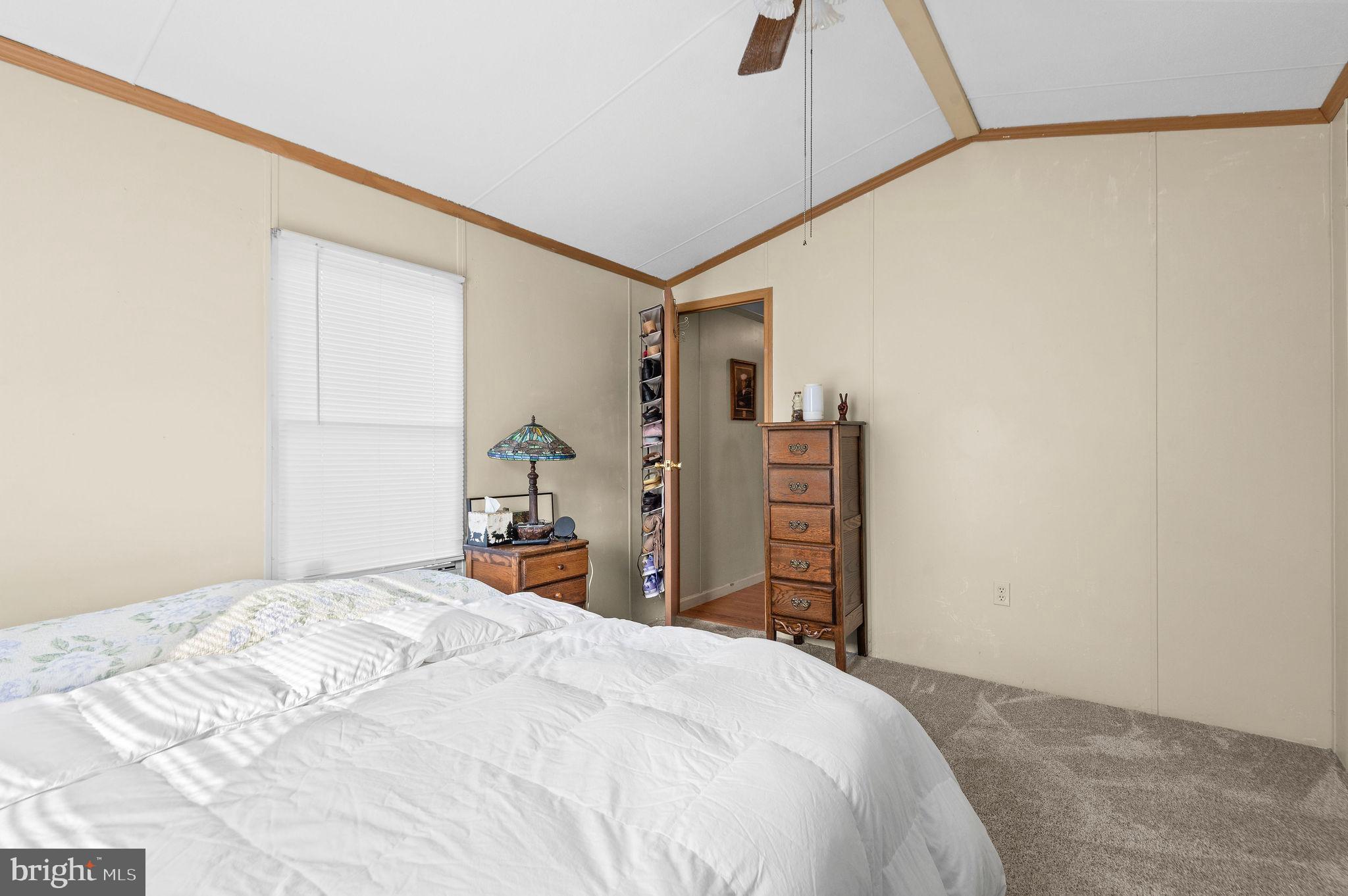 QUIET ACRES - Residential