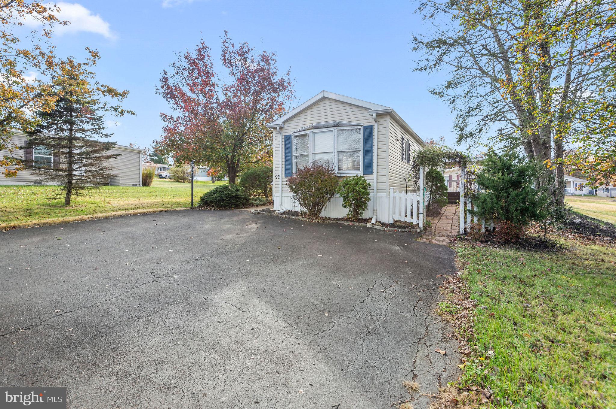 QUIET ACRES - Residential