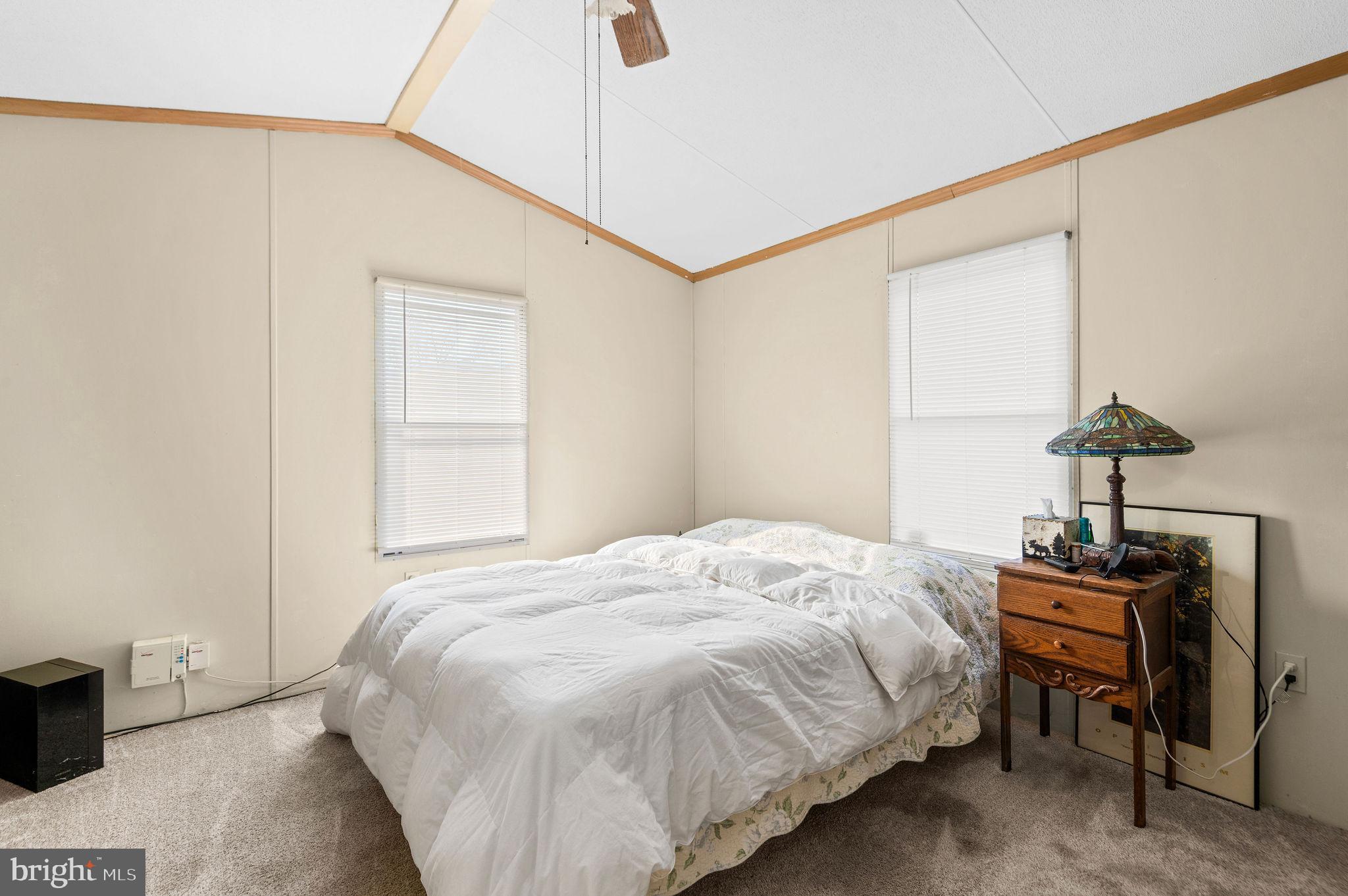 QUIET ACRES - Residential