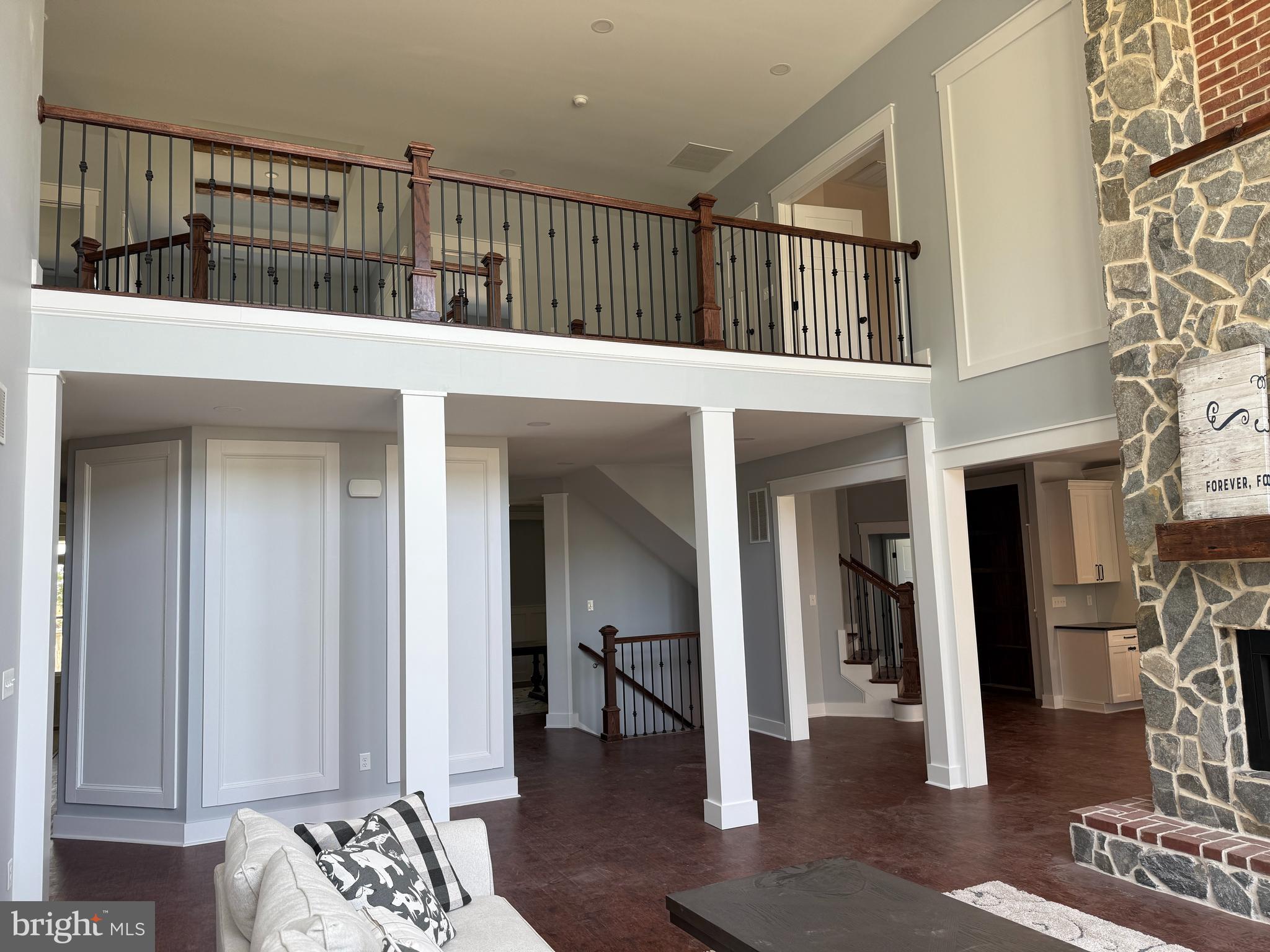 BLACKSTON COVE - Residential