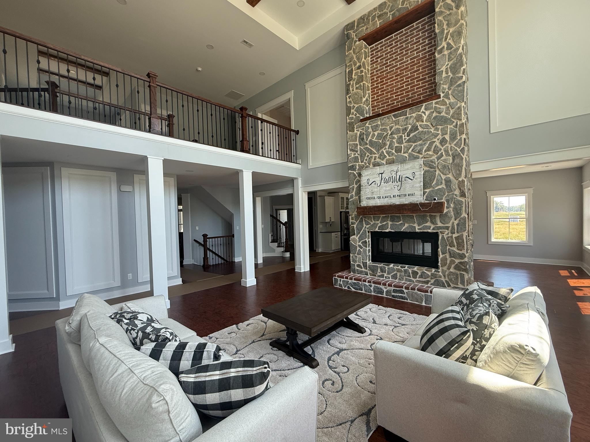 5482 SUMMIT BRIDGE ROAD