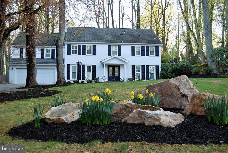 ELEGANT EXECUTIVE HOME. FULLY RENOVATED GATED HOME W/5 BDRMS, 4.5 BATHS ON ONE ACRE GORGEOUS LOT.  VERY PRIVATE AND SERENE - SITS BACK FROM THE ROAD DOWN DRIVEWAY LINED WITH CHERRY TREES. YARD & EXTERIOR MAINTENANCE INCLUDED IN THE RENT. THE WHOLE HOUSE WILL BE PAINTED AND SEVERAL NEW APPLIANCES SHALL BE INSTALLED FOR NEW TENANTS.  MAIN LEVEL STUDY. FENCED BACKYARD. LANGLEY SCHOOL PYRAMID. MINS TO 495, TYSONS.  A MUST-SEE. PICTURES DO NOT DO IT JUSTICE.