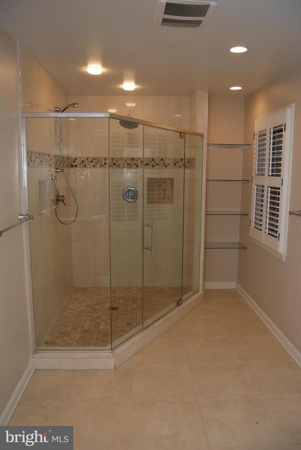 JEWELL KIRBY KEROHER - Residential Lease