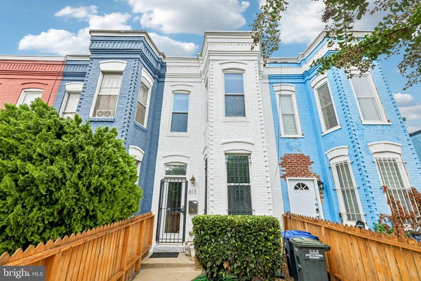 813 12TH ST NE, WASHINGTON, DC 20002 - Image 1193feec10e567a3e51563a2455ea46d/4182034246
