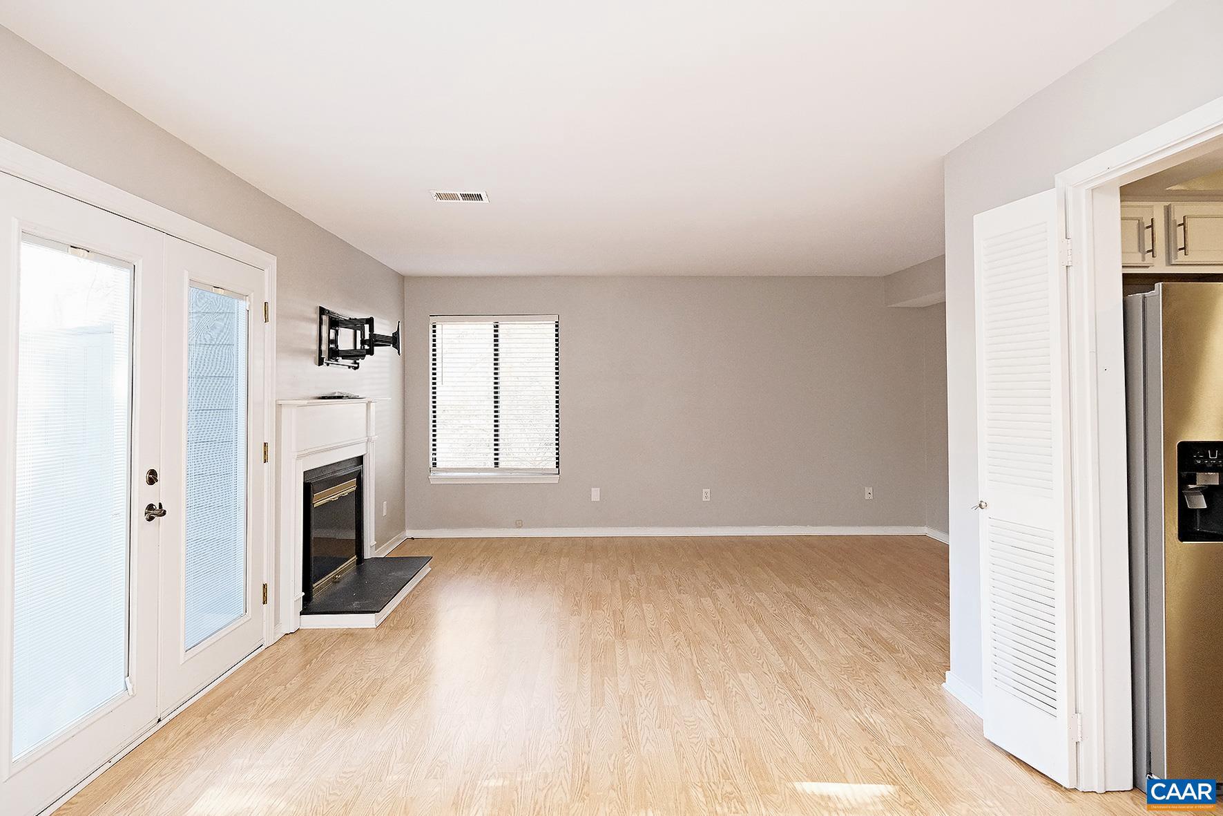 STONEHENGE - Residential Lease