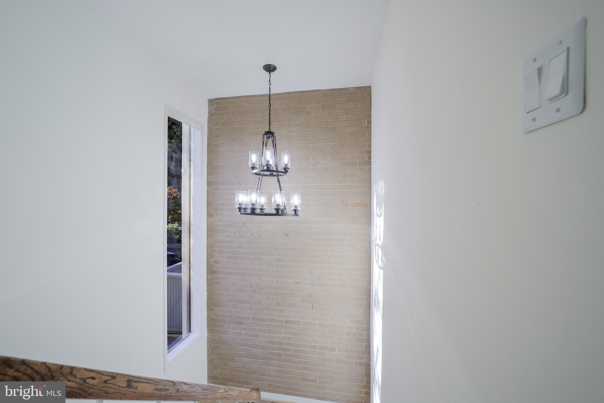 POOKS HILL - Residential