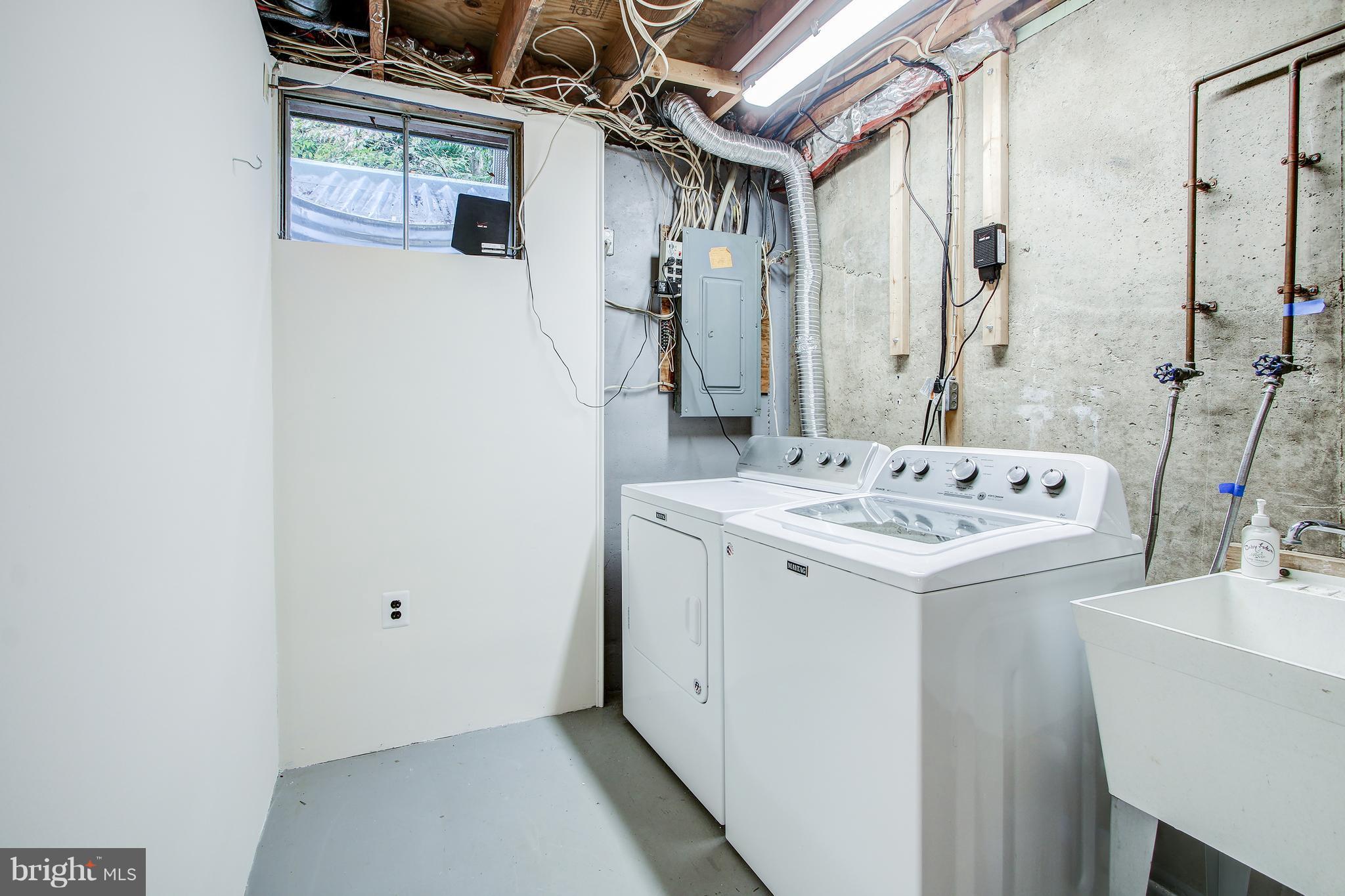 BURKE CENTRE - Residential