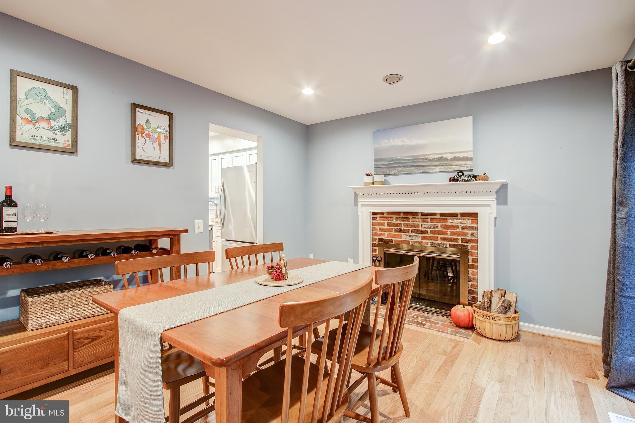 BURKE CENTRE - Residential