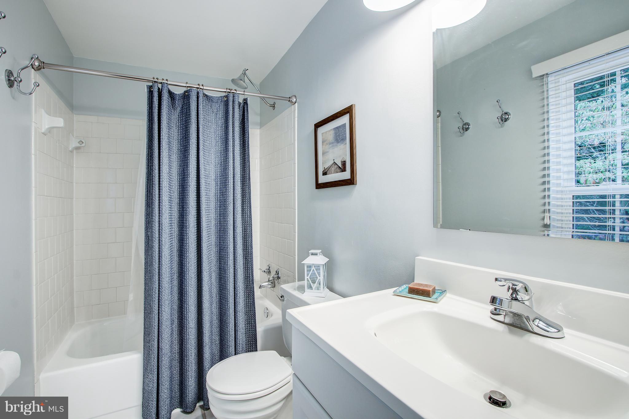 BURKE CENTRE - Residential