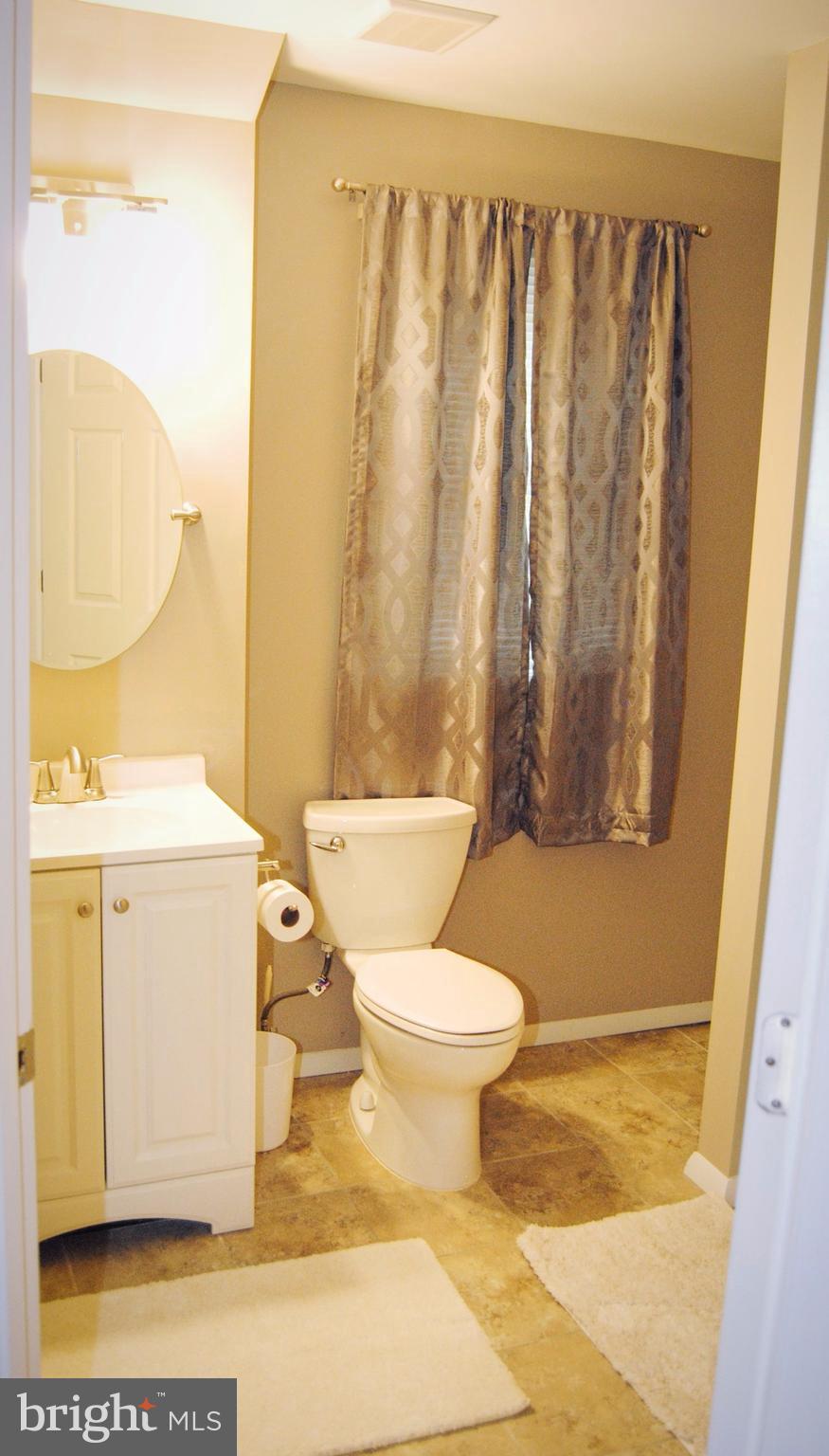 HILLCREST MANOR - Residential