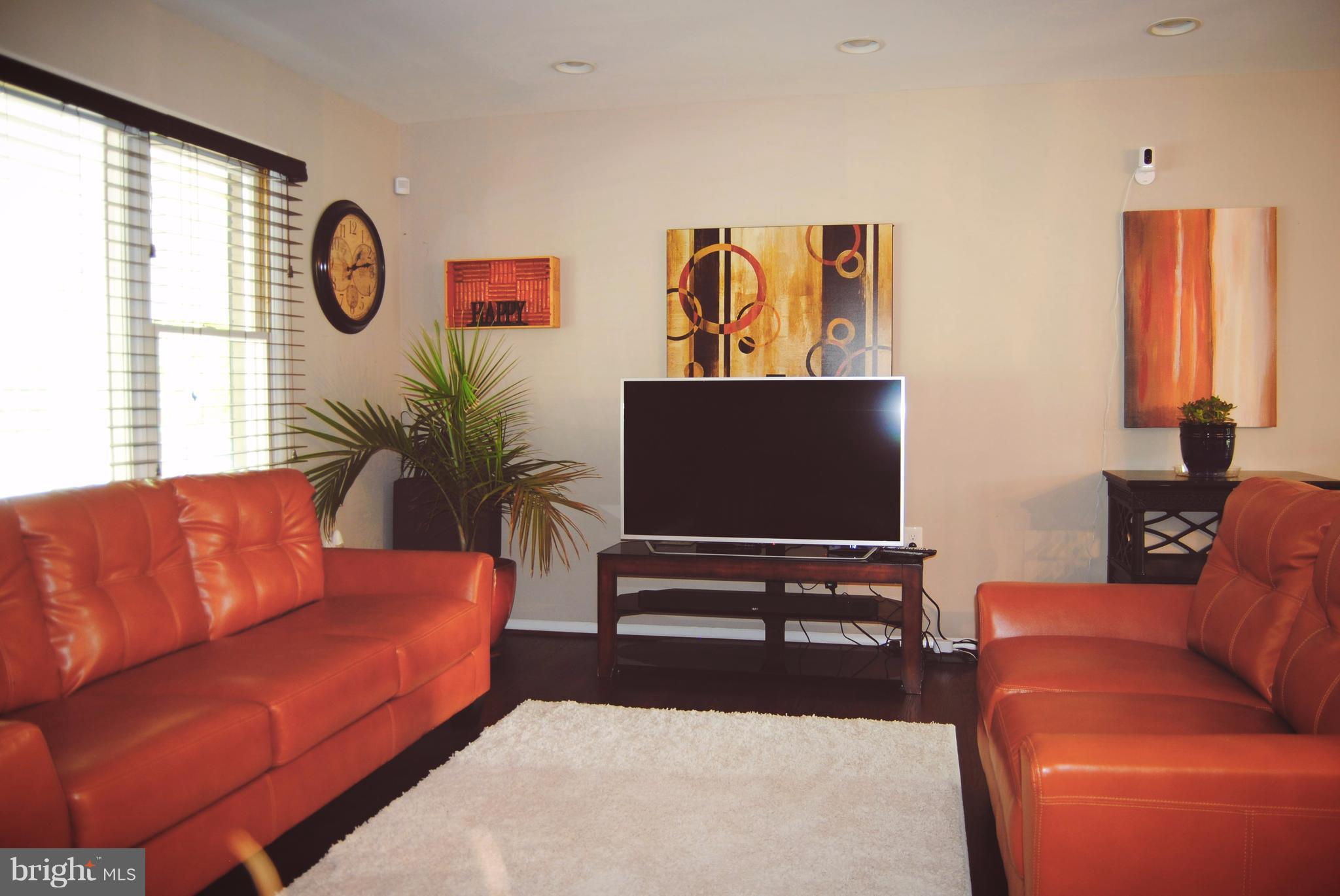 HILLCREST MANOR - Residential