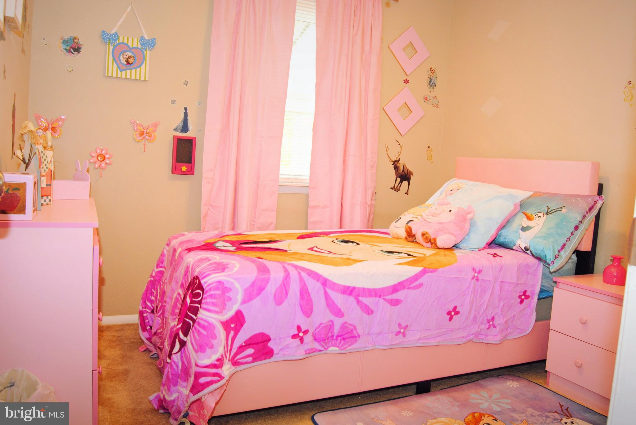 HILLCREST MANOR - Residential