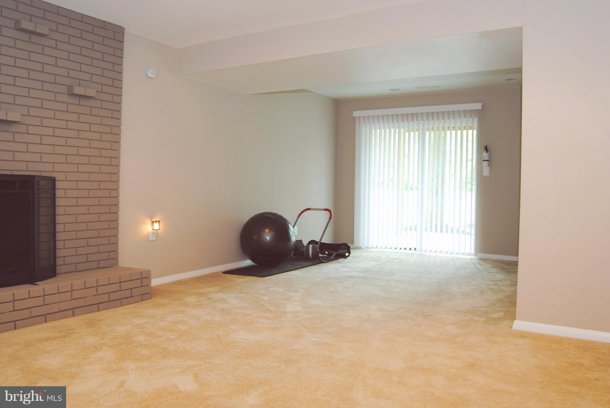 HILLCREST MANOR - Residential