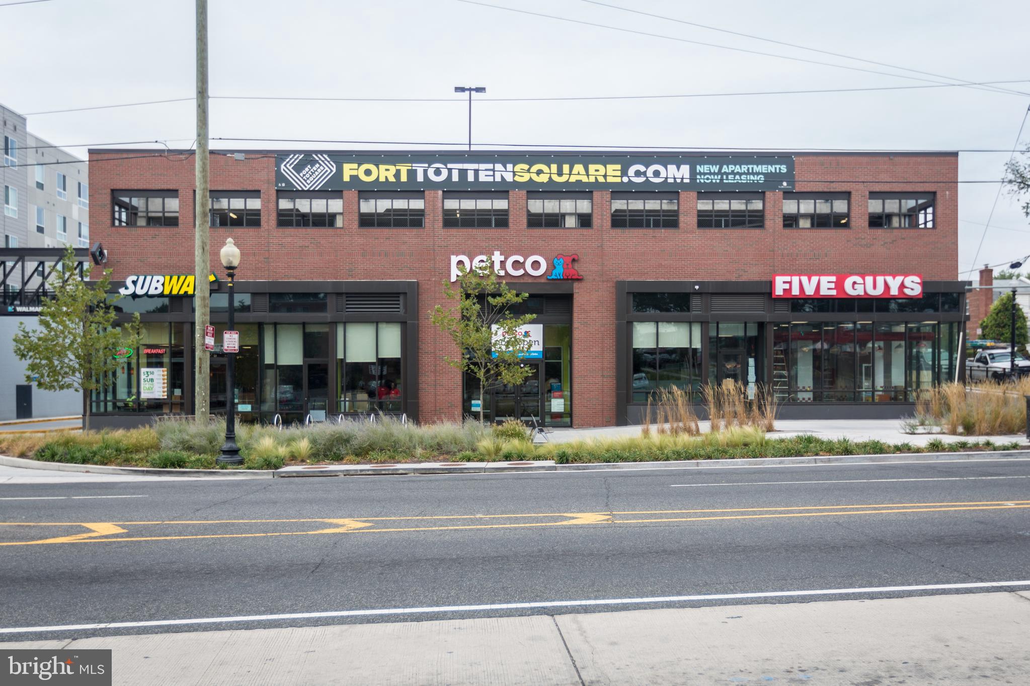 HYATTSVILLE - Residential Lease