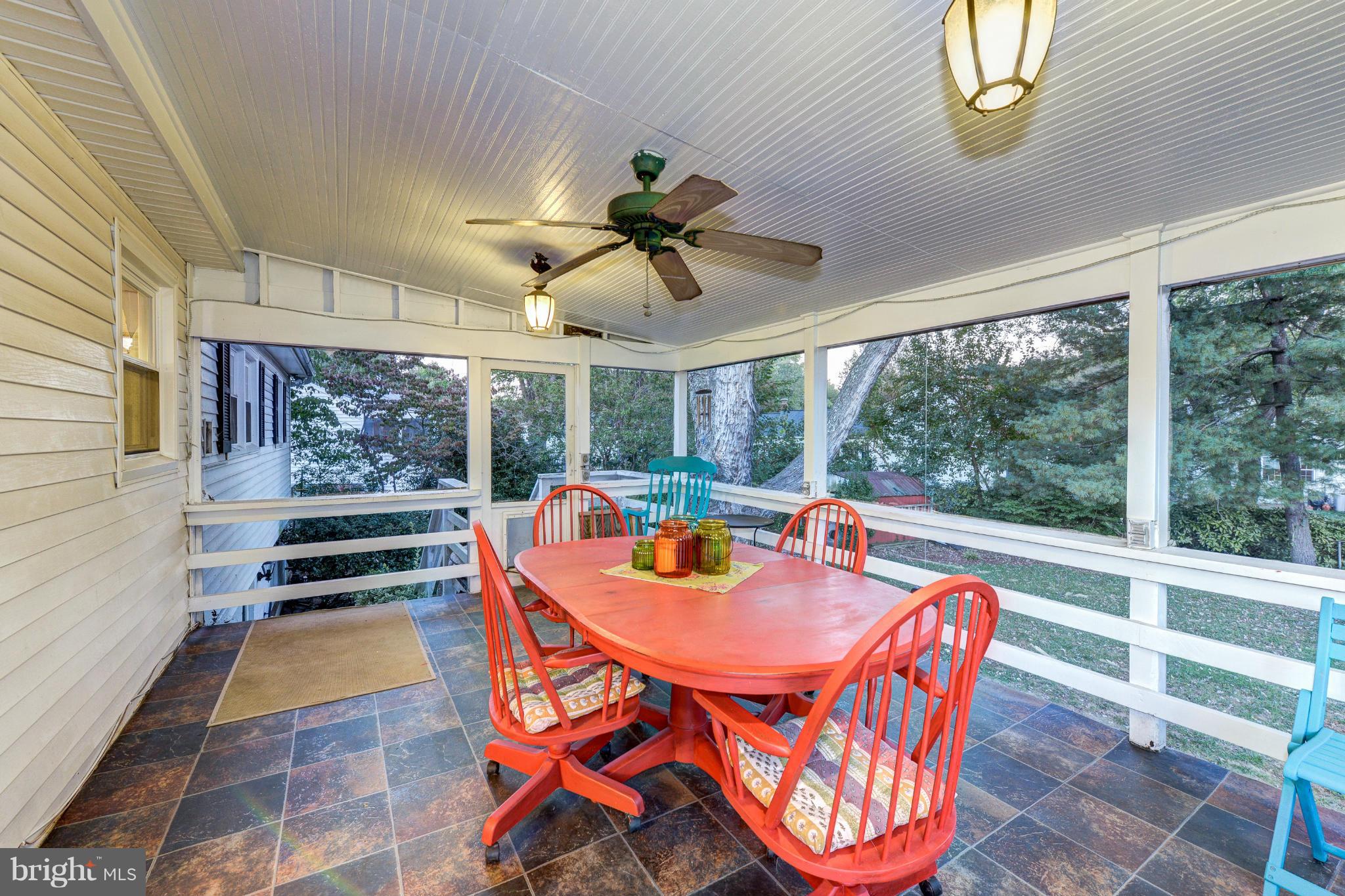 HAYFIELD FARM - Residential