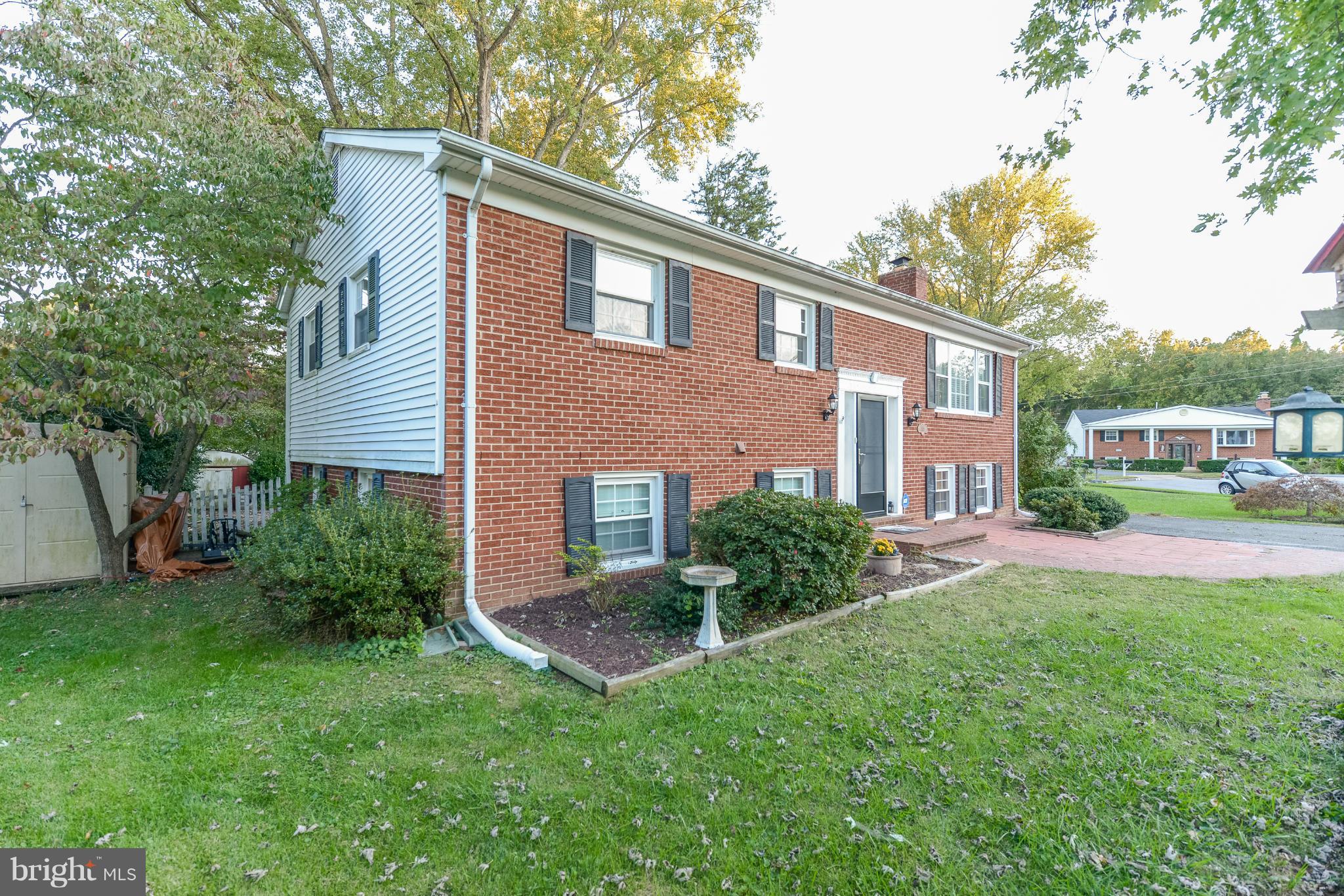 HAYFIELD FARM - Residential