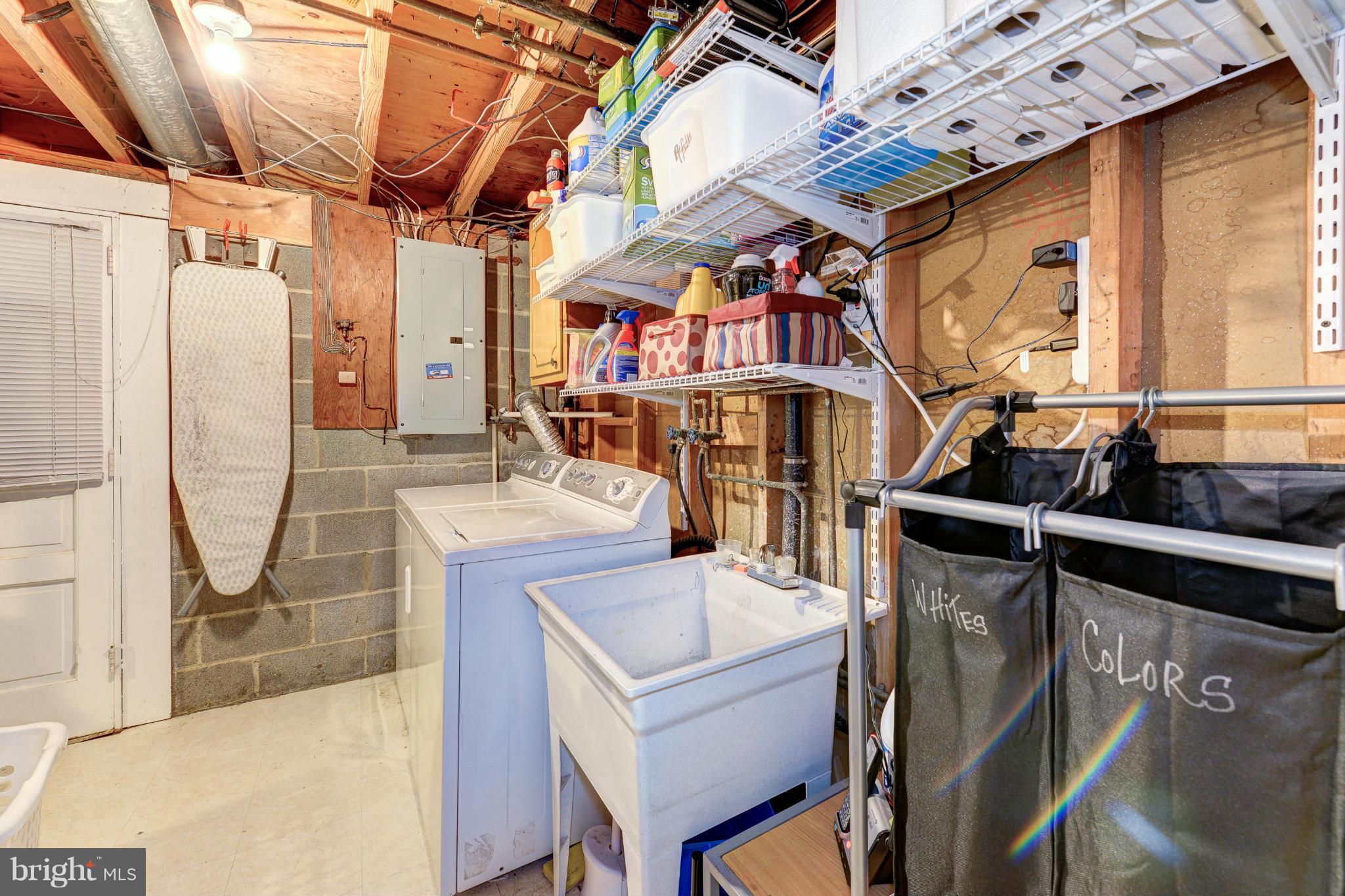 HAYFIELD FARM - Residential