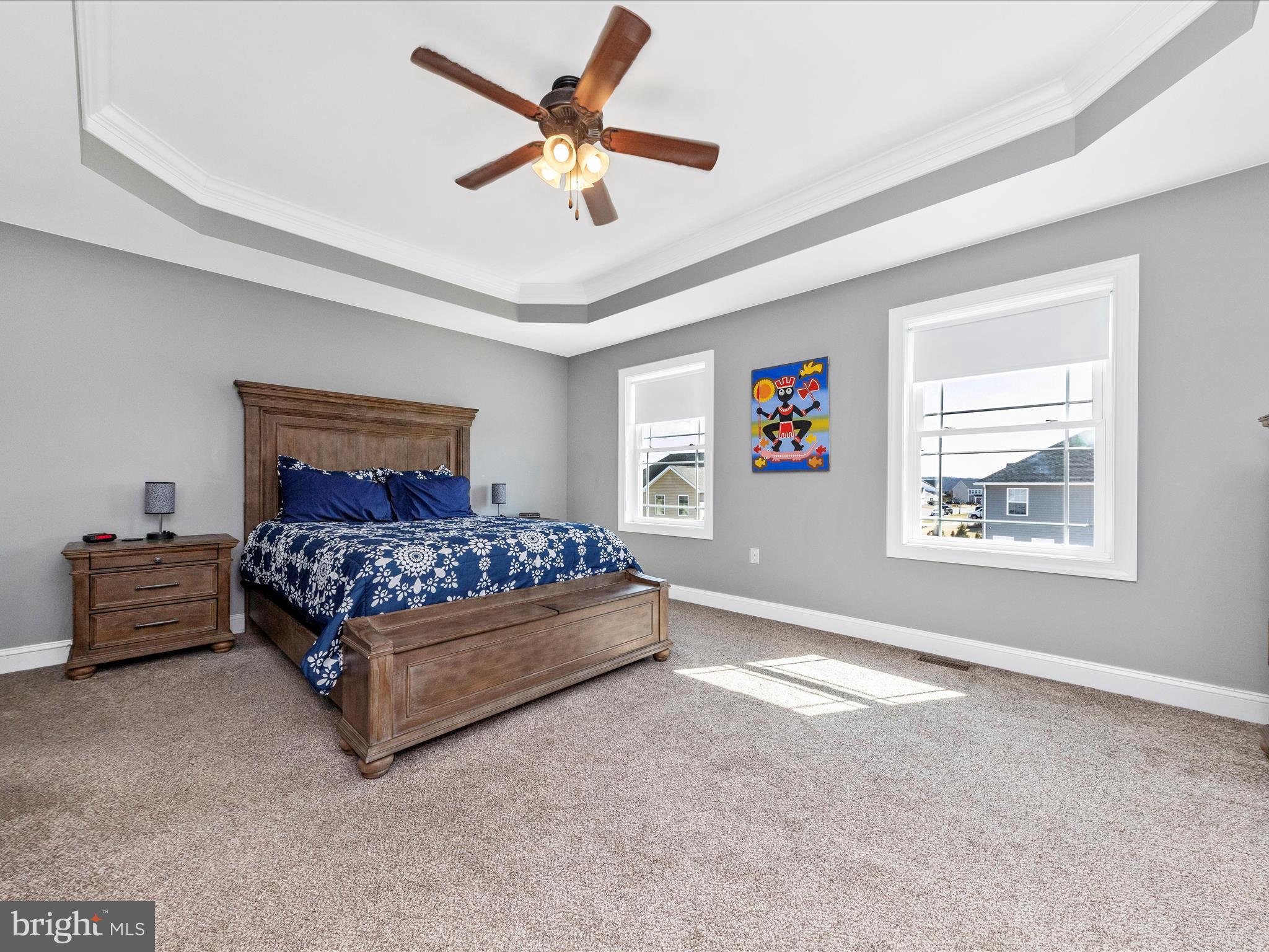 ROLLING HILLS - Residential