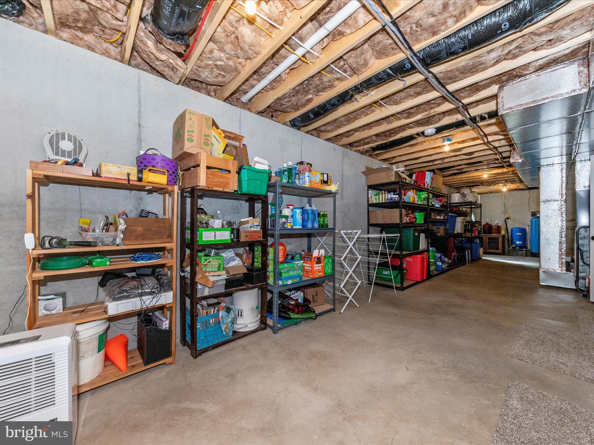 ROLLING HILLS - Residential