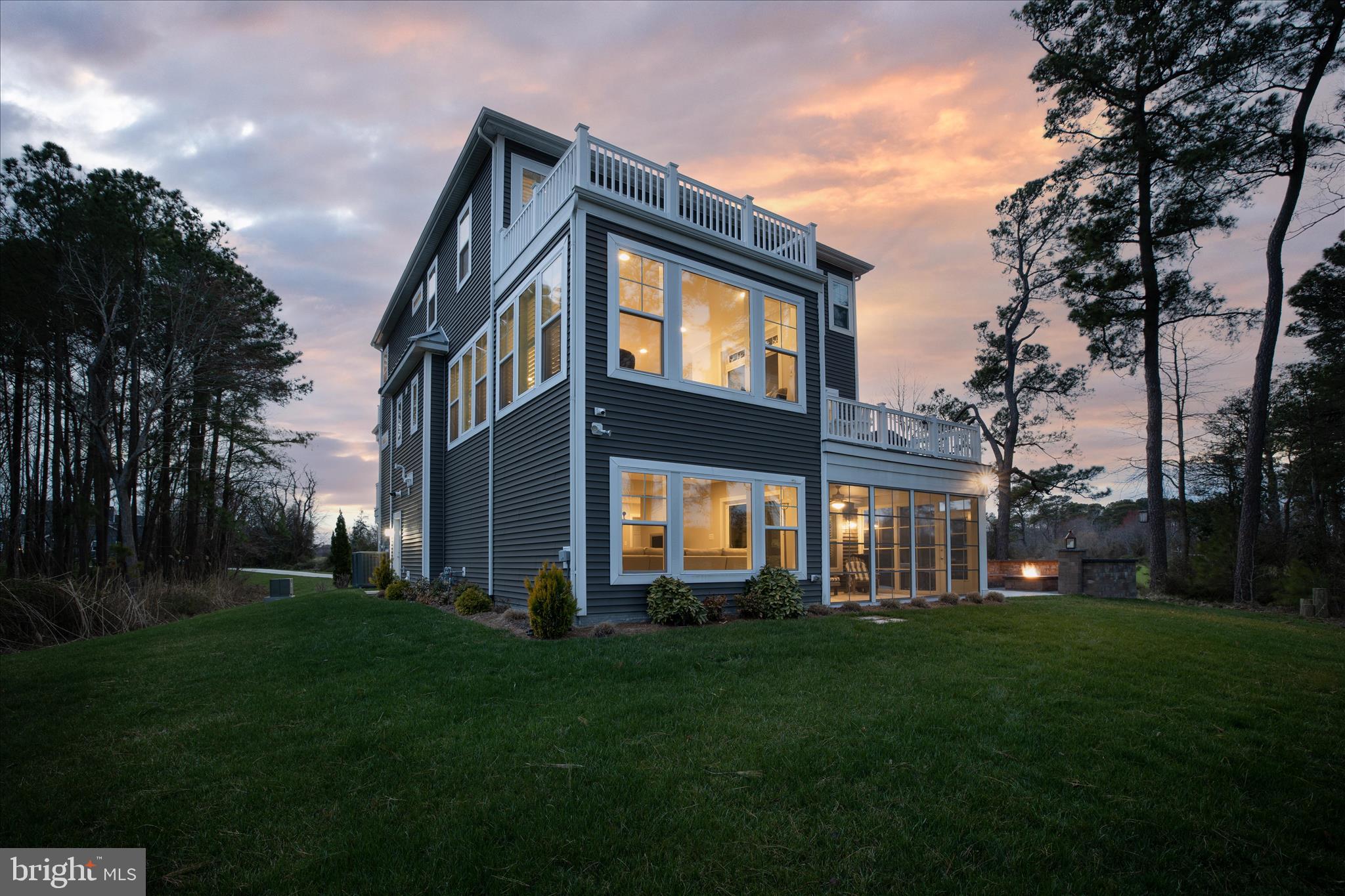 MARSH ISLAND IN LEWES - Residential