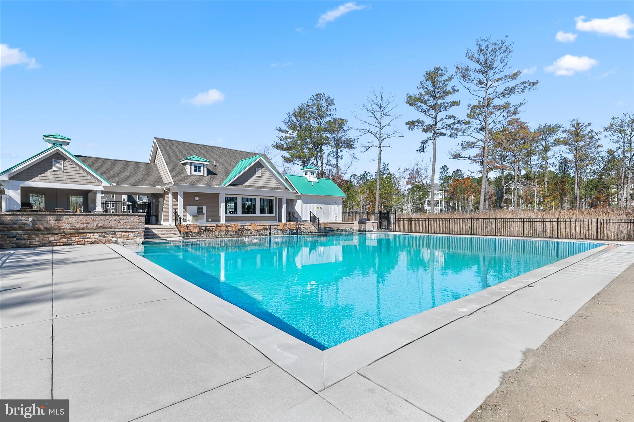 MARSH ISLAND IN LEWES - Residential