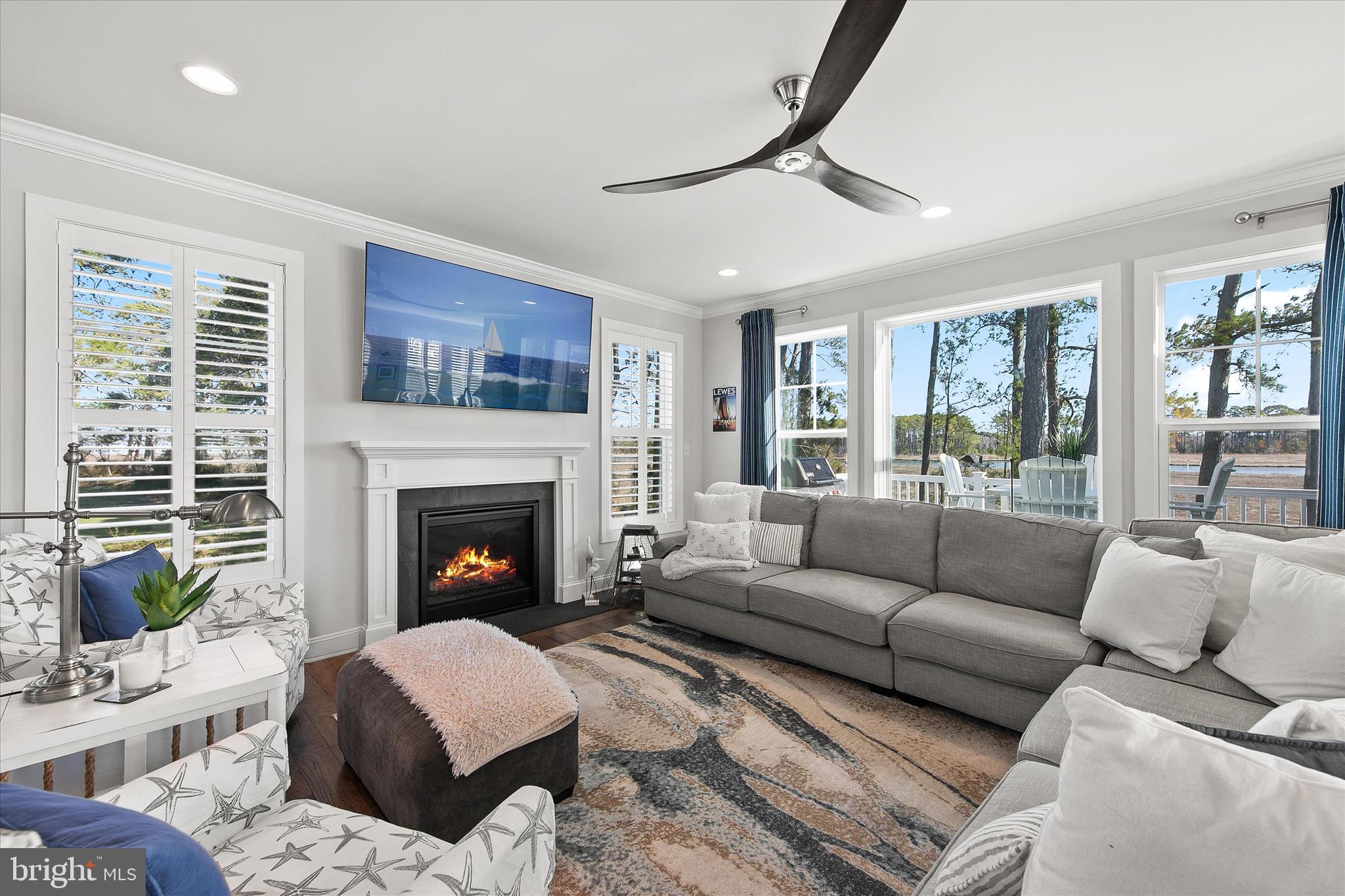 MARSH ISLAND IN LEWES - Residential