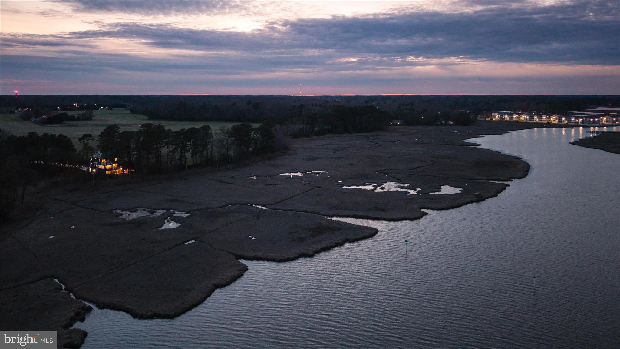 MARSH ISLAND IN LEWES - Residential