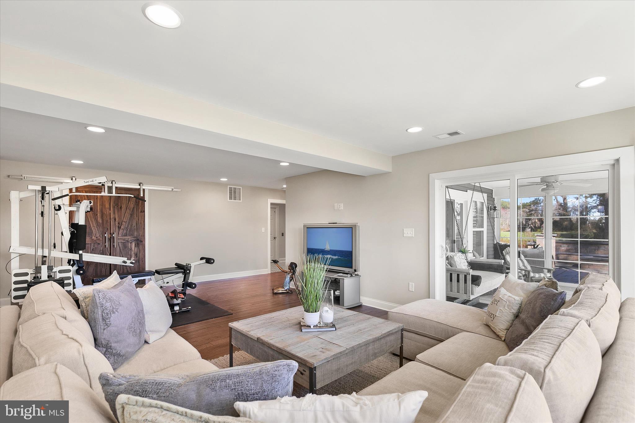 MARSH ISLAND IN LEWES - Residential