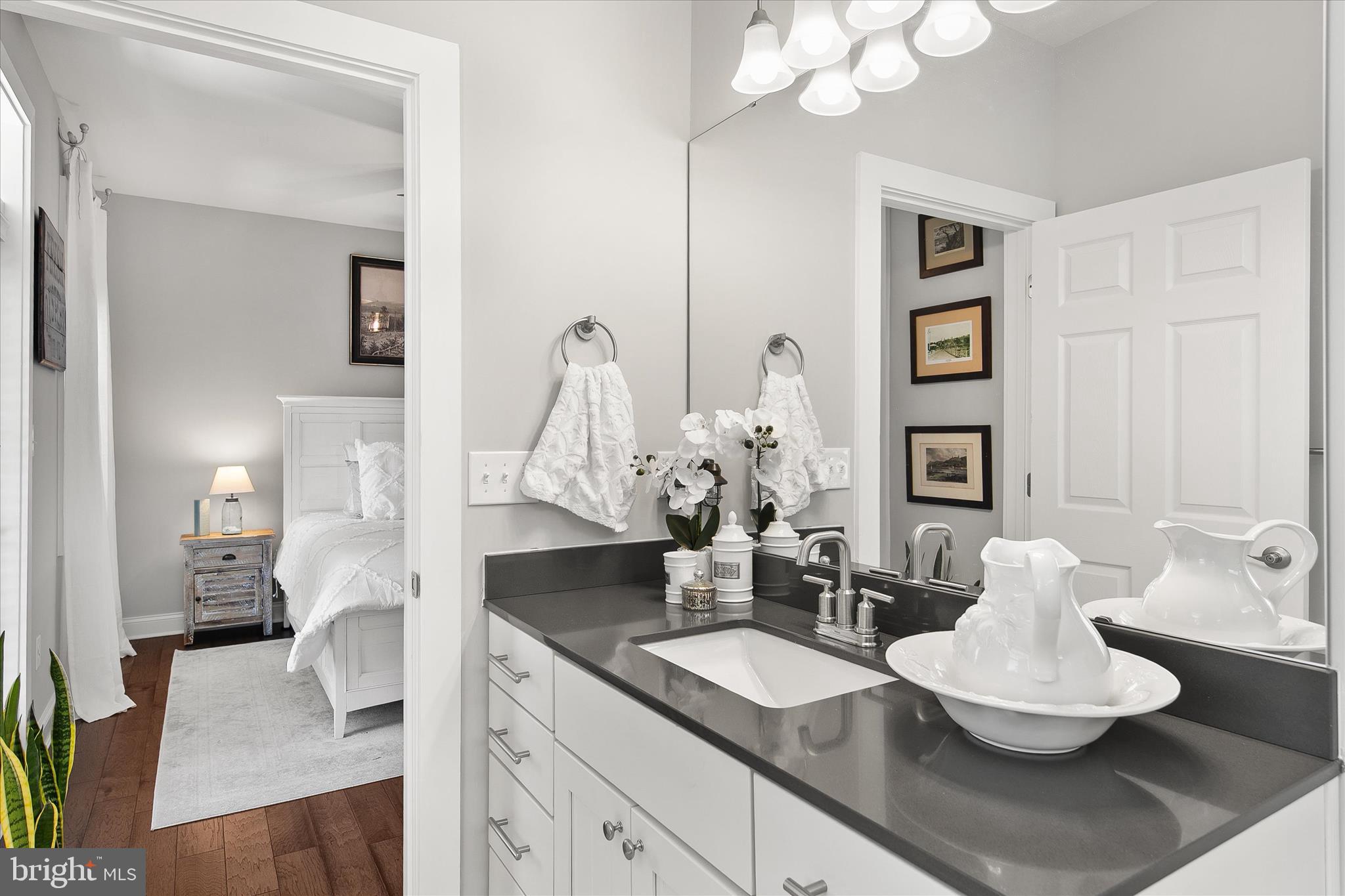 MARSH ISLAND IN LEWES - Residential