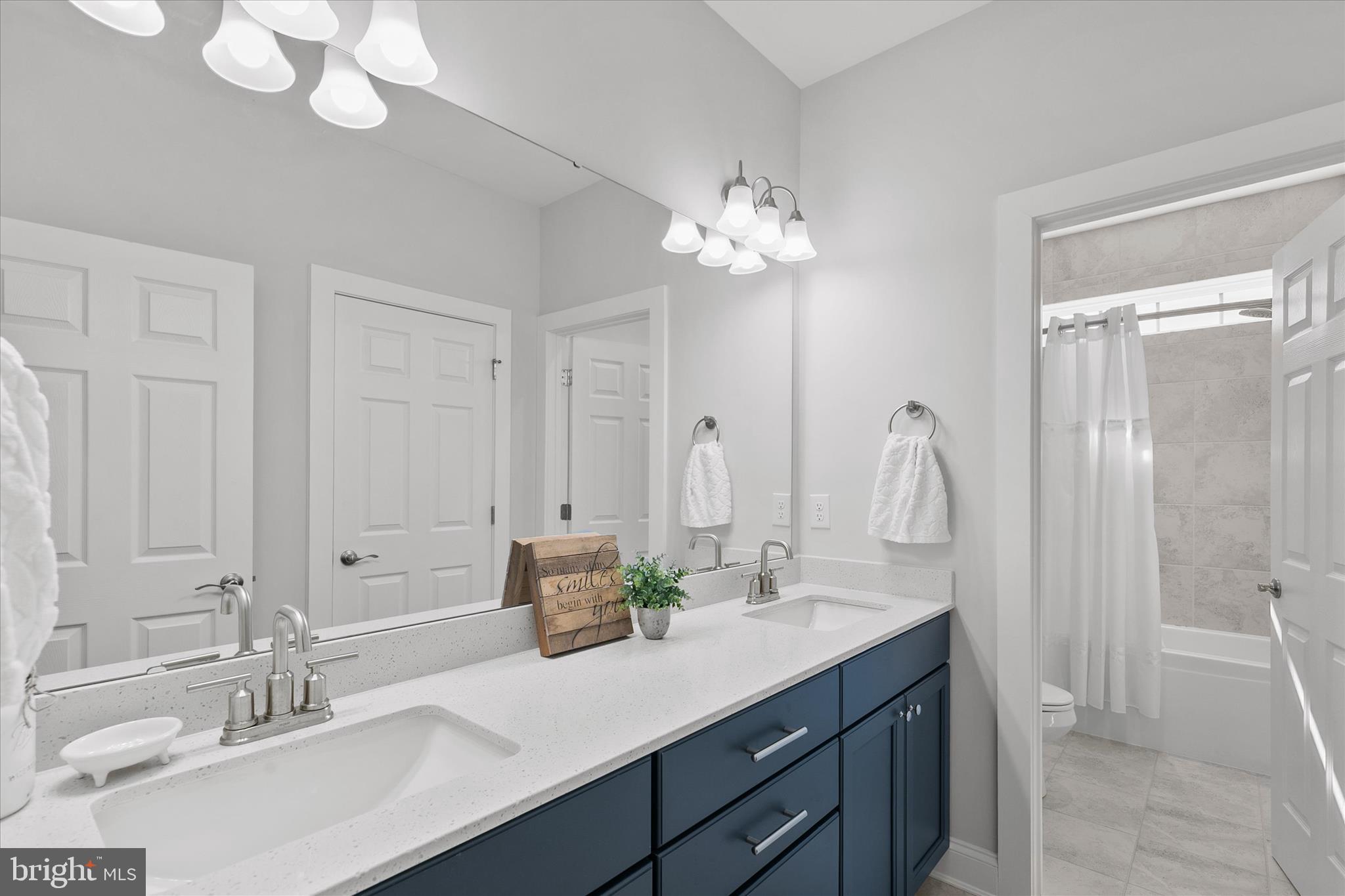 MARSH ISLAND IN LEWES - Residential