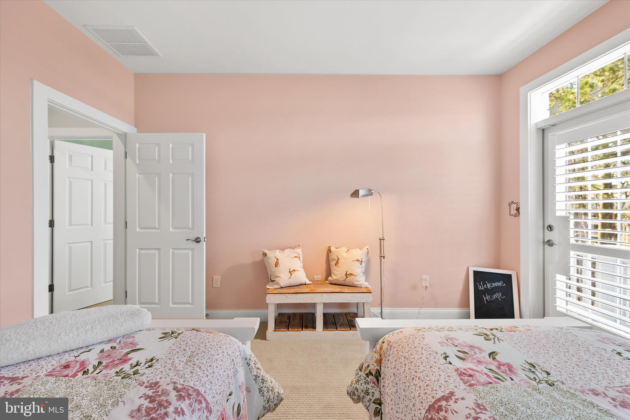 MARSH ISLAND IN LEWES - Residential