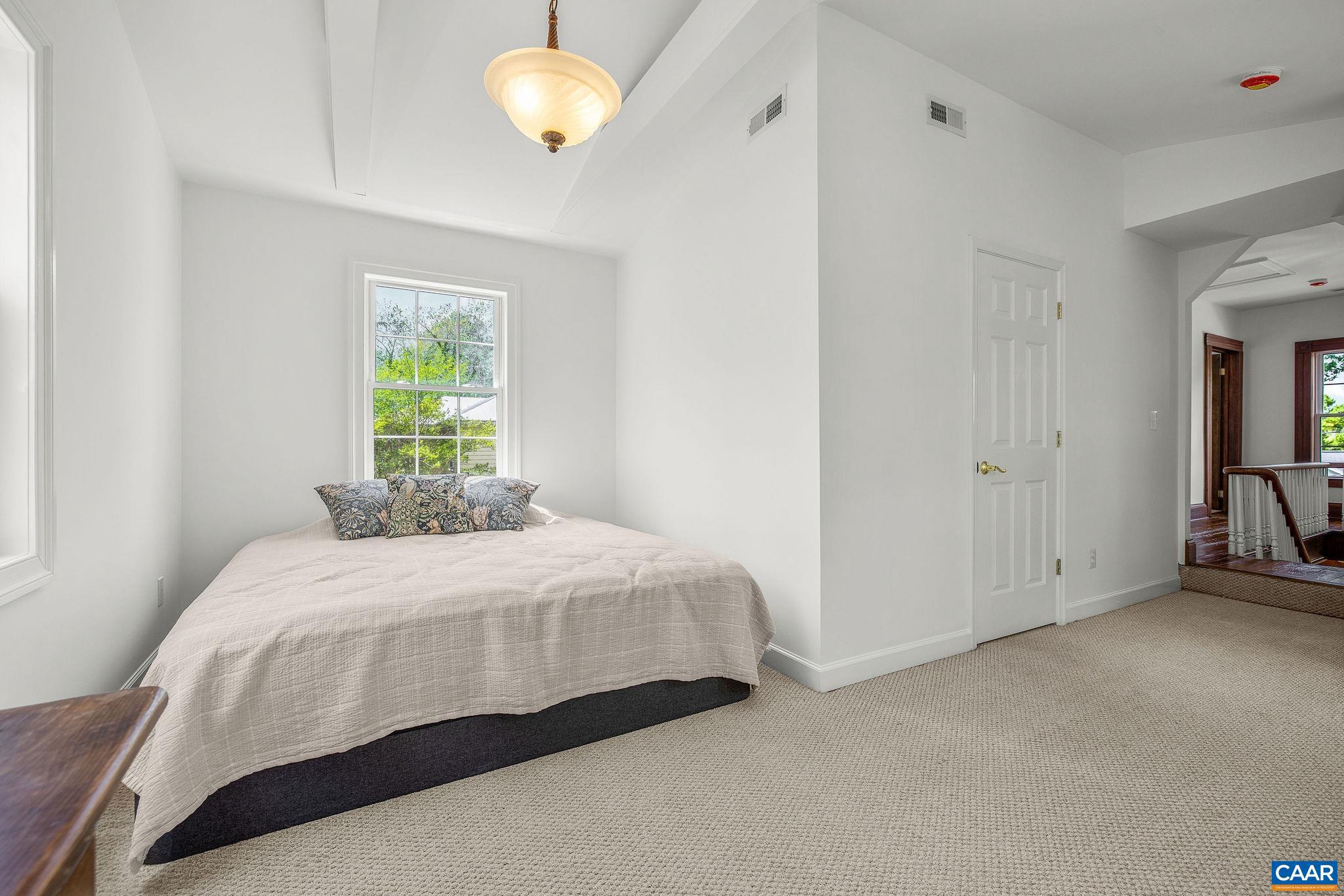 JONES-GOODMAN - Residential