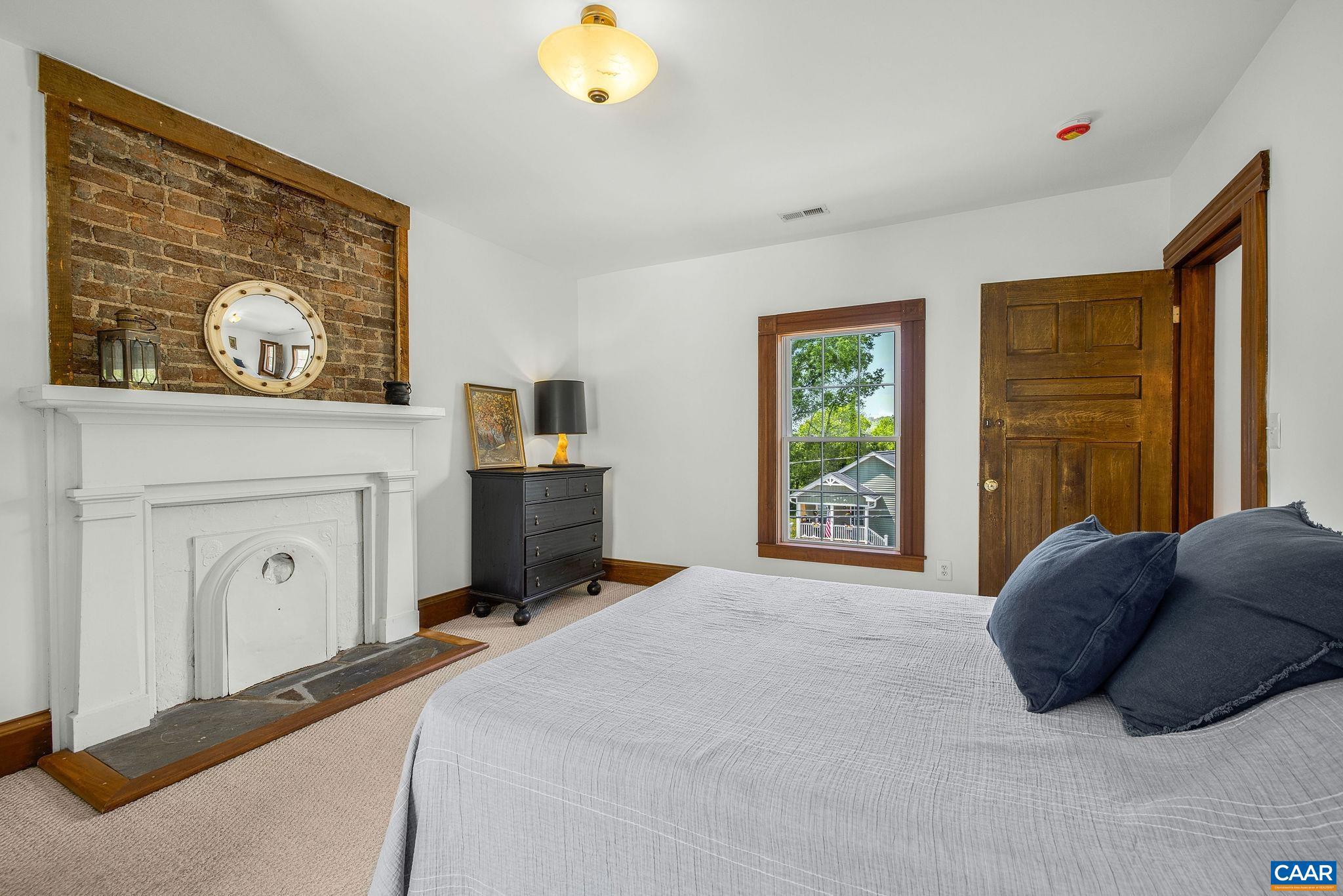 JONES-GOODMAN - Residential