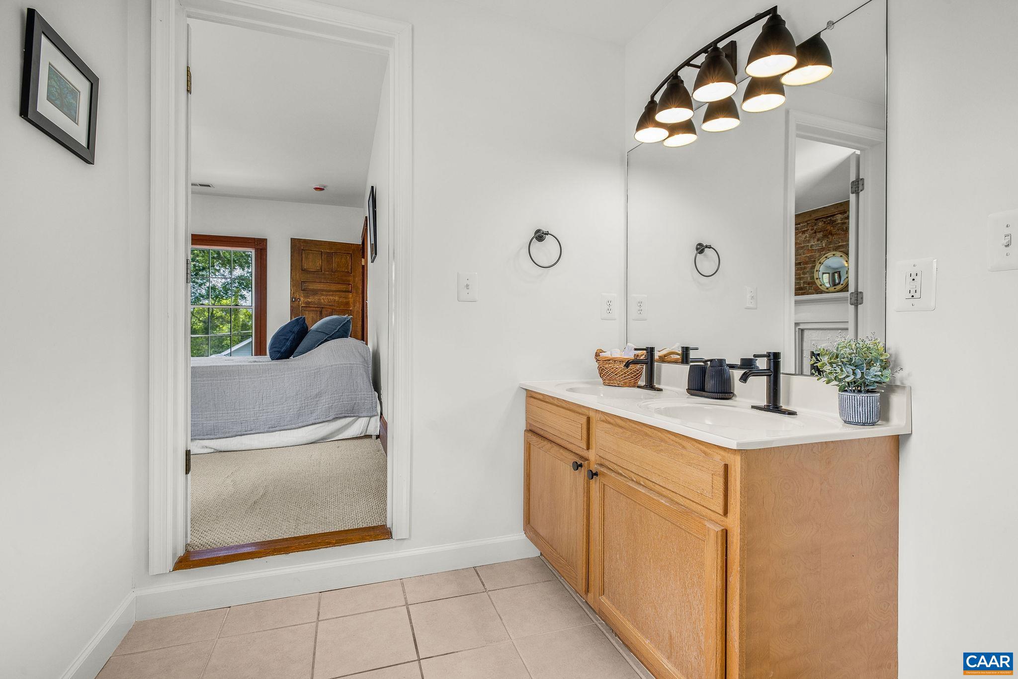 JONES-GOODMAN - Residential