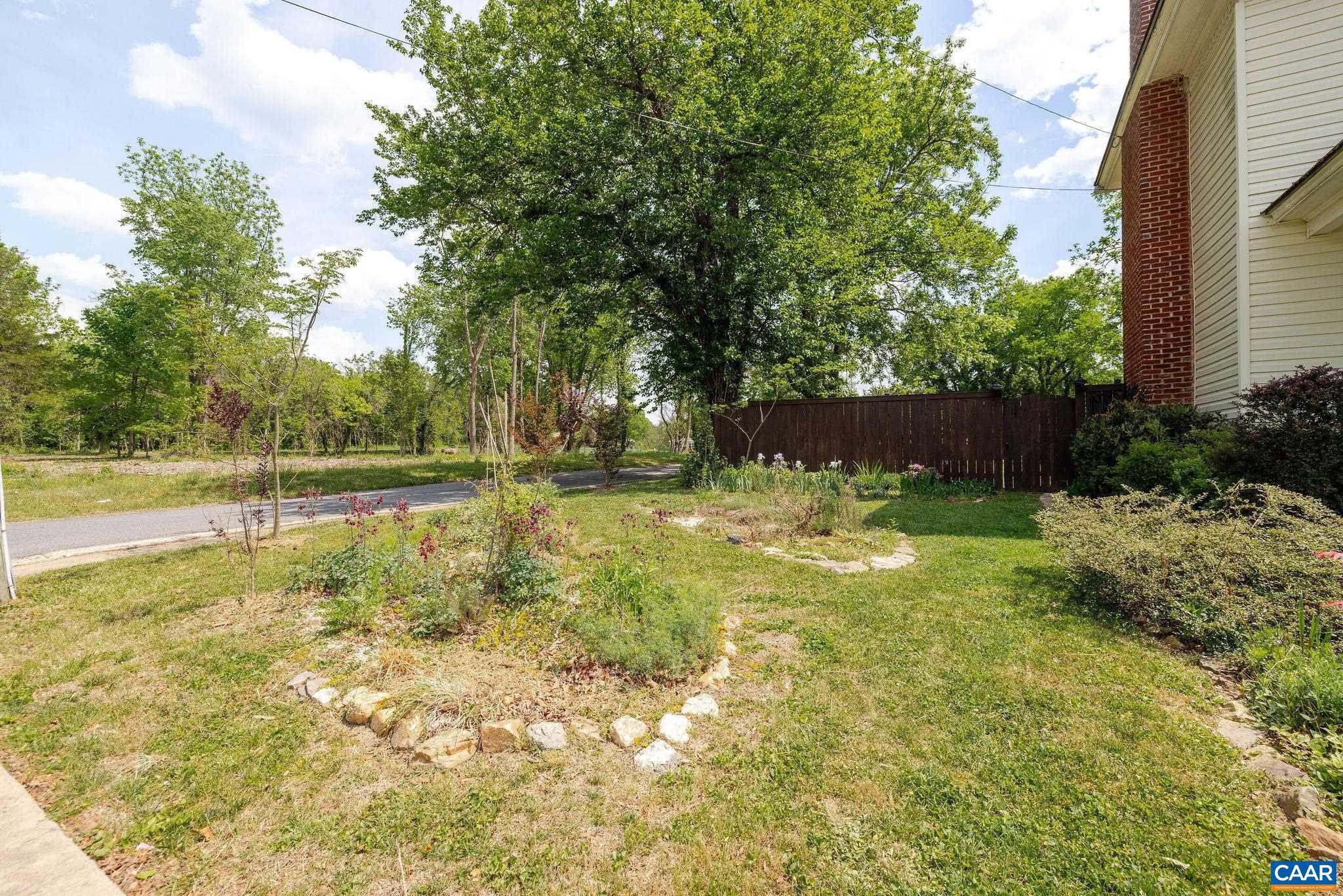 JONES-GOODMAN - Residential