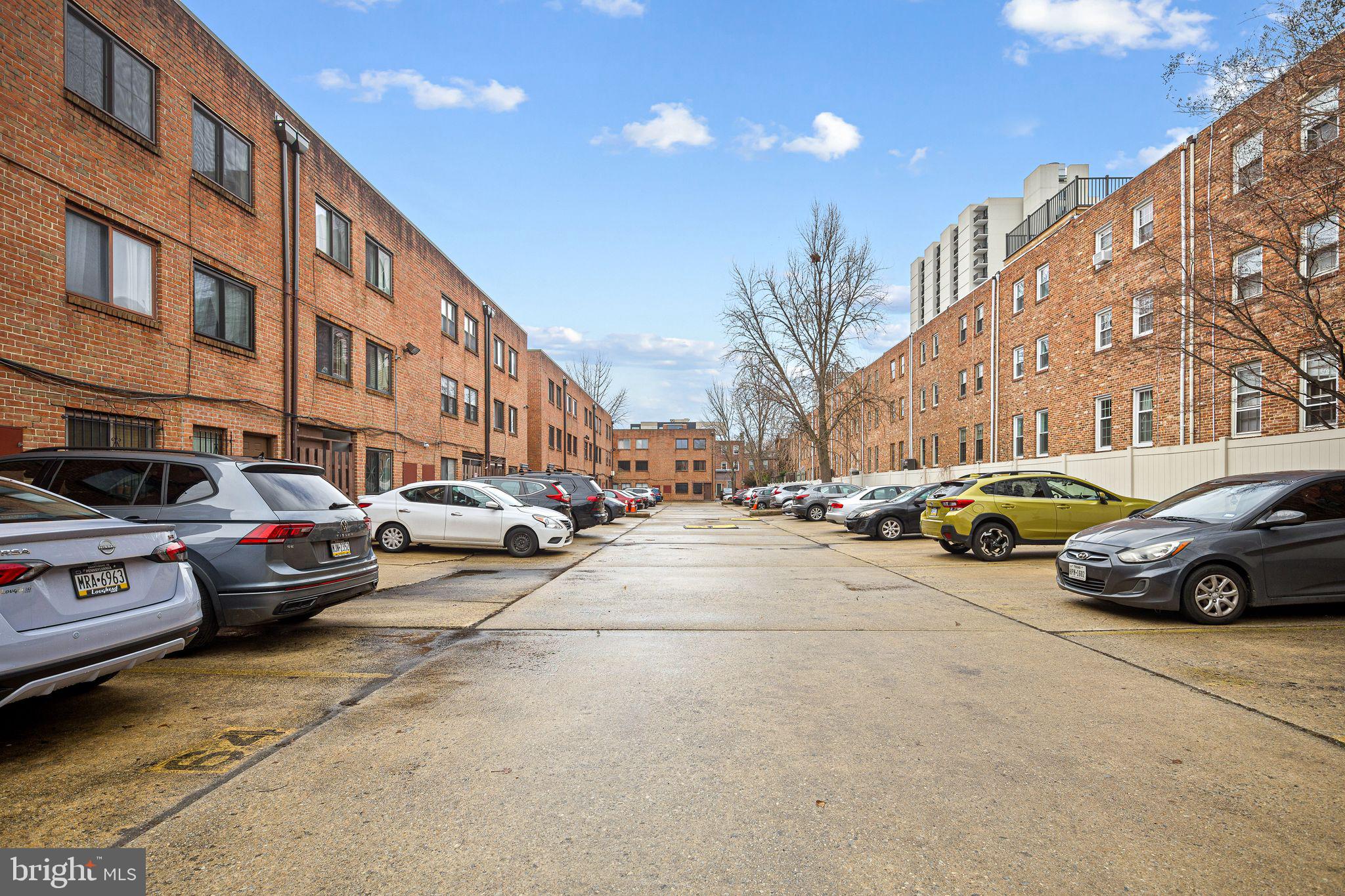 WASHINGTON SQ WEST - Residential