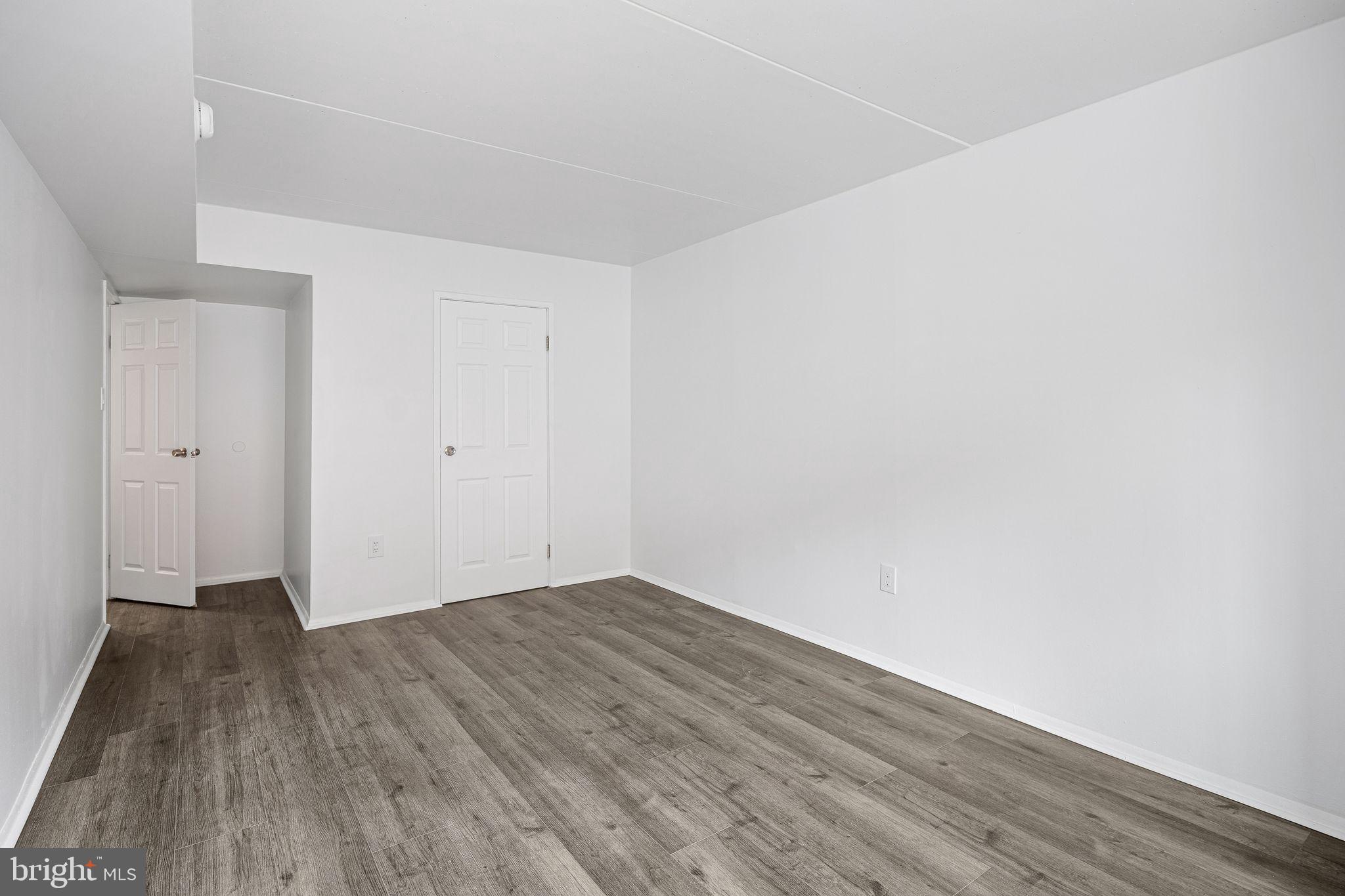 WASHINGTON SQ WEST - Residential