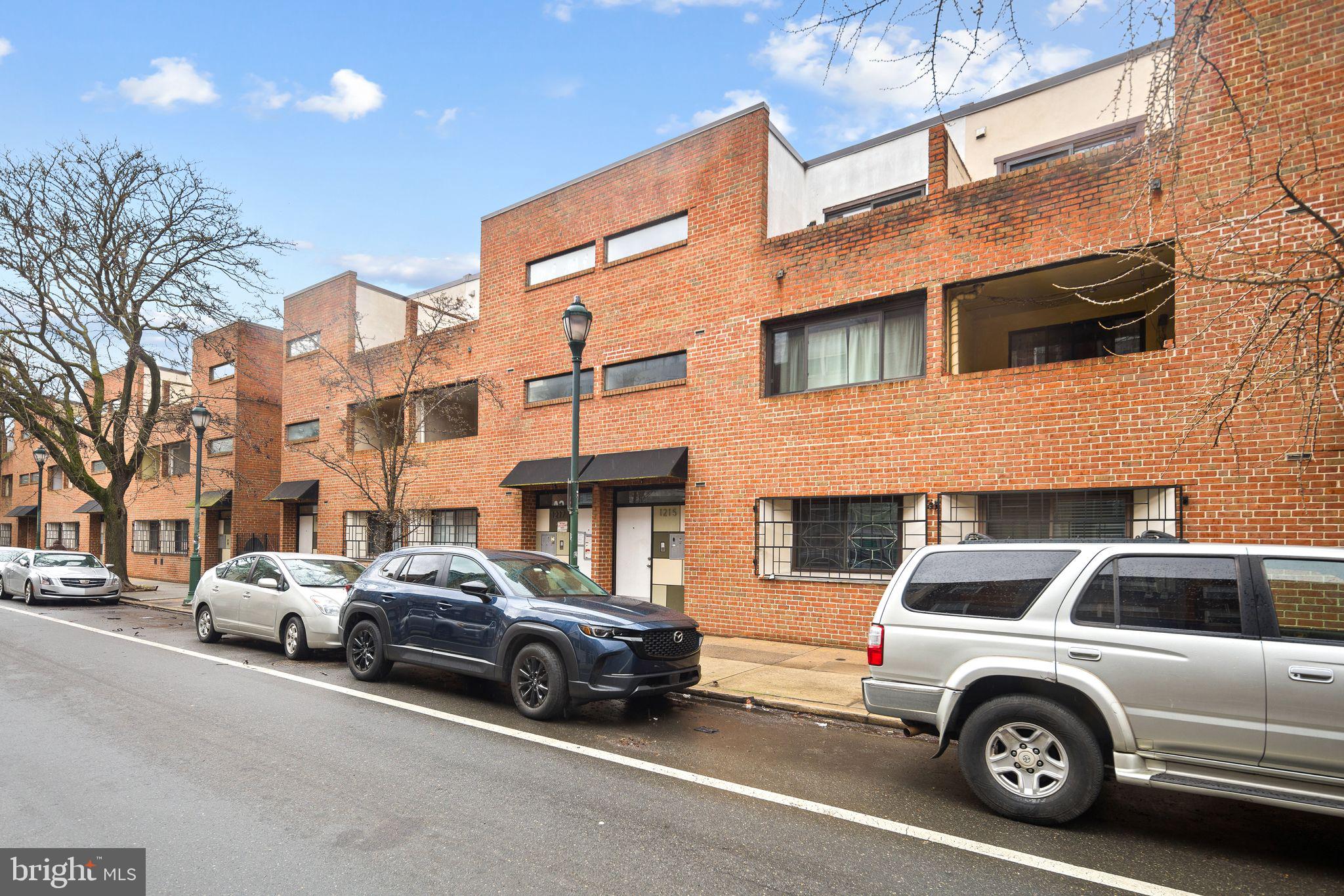 WASHINGTON SQ WEST - Residential