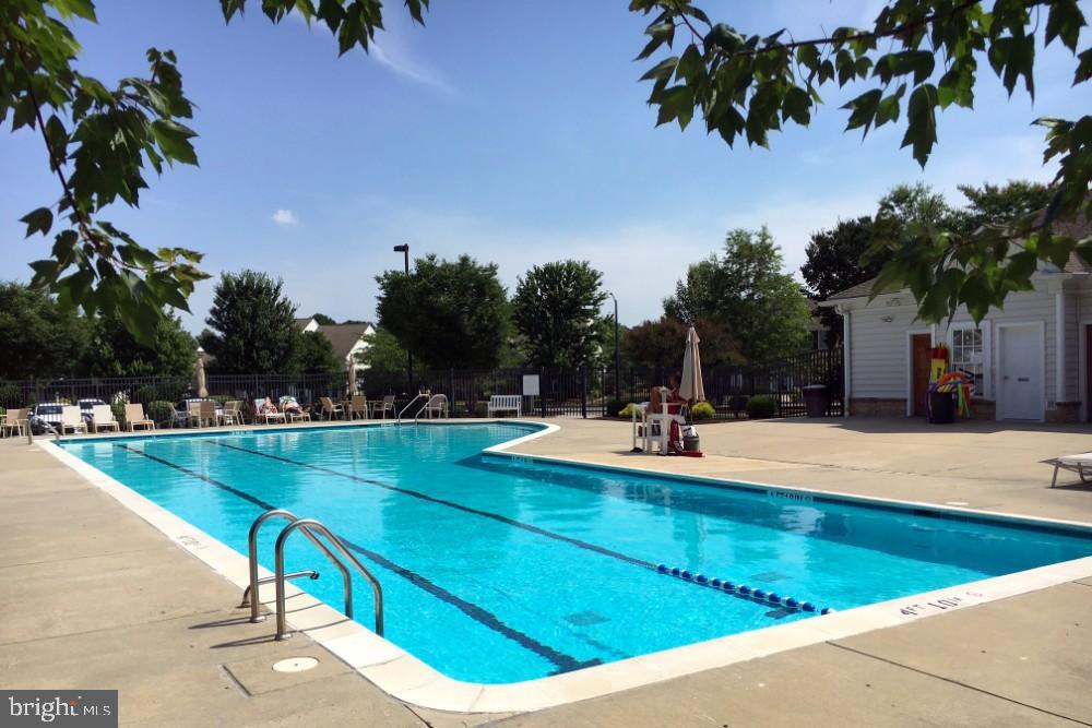 EASTON CLUB EAST - Residential