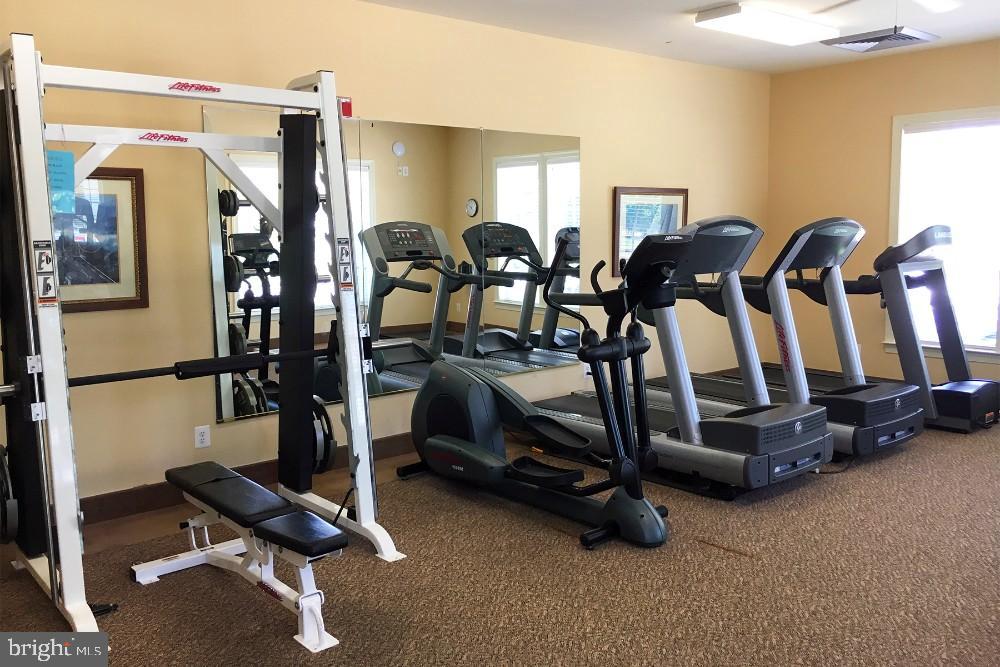 EASTON CLUB EAST - Residential