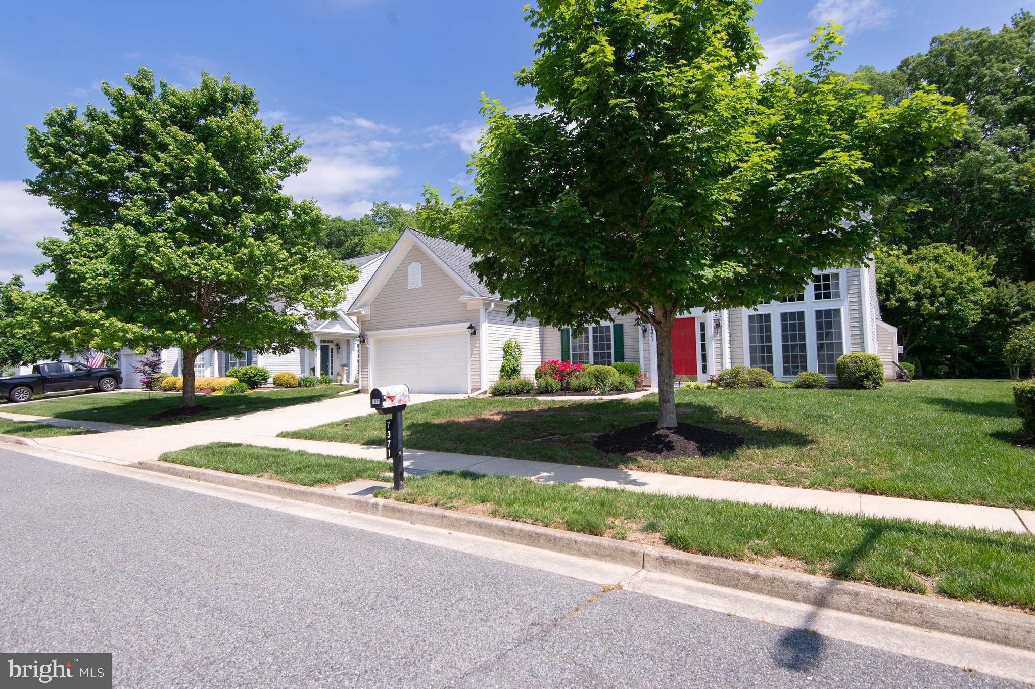 EASTON CLUB EAST - Residential