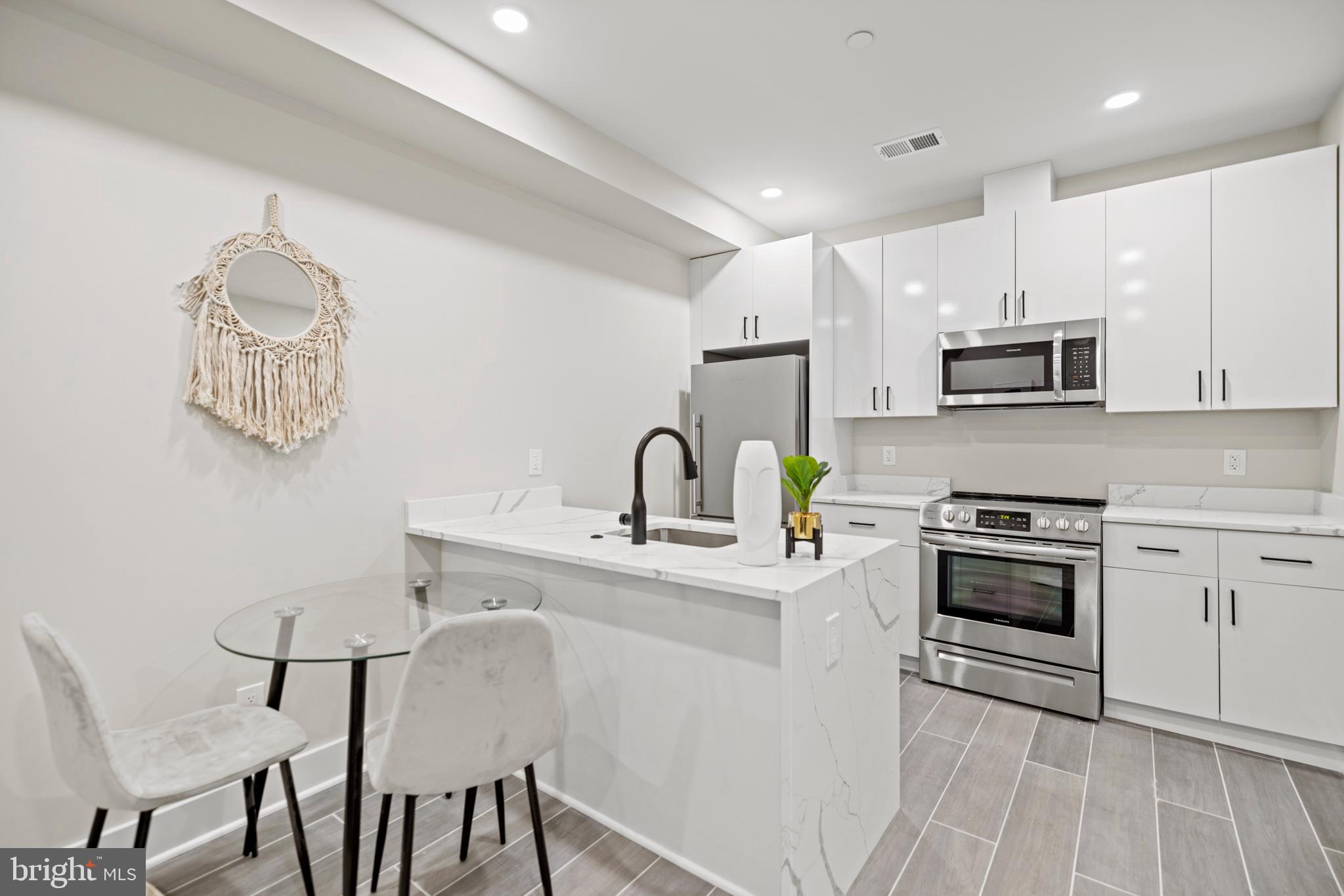 CARVER LANGSTON - Residential