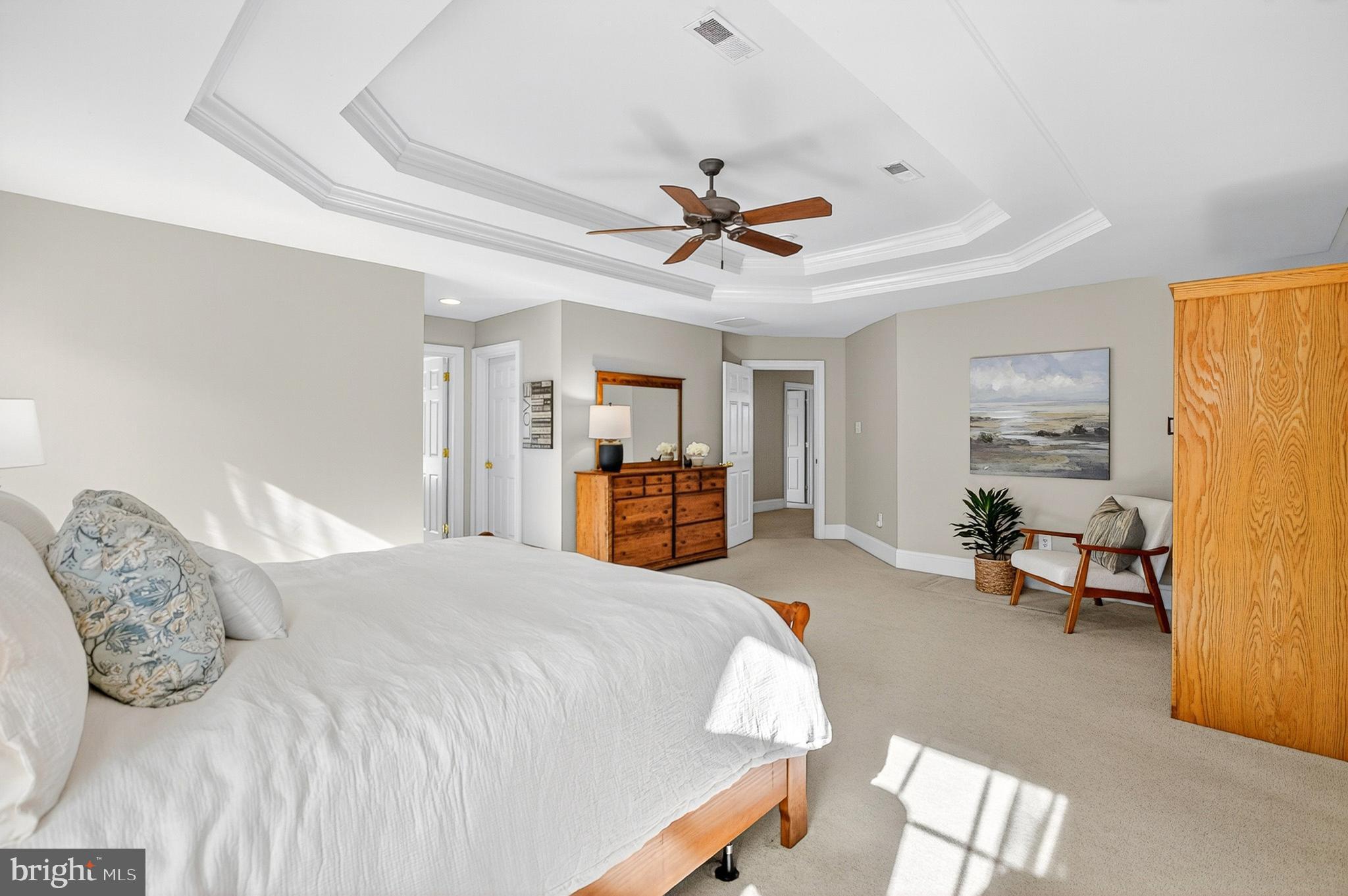 CHERRY CREEK - Residential